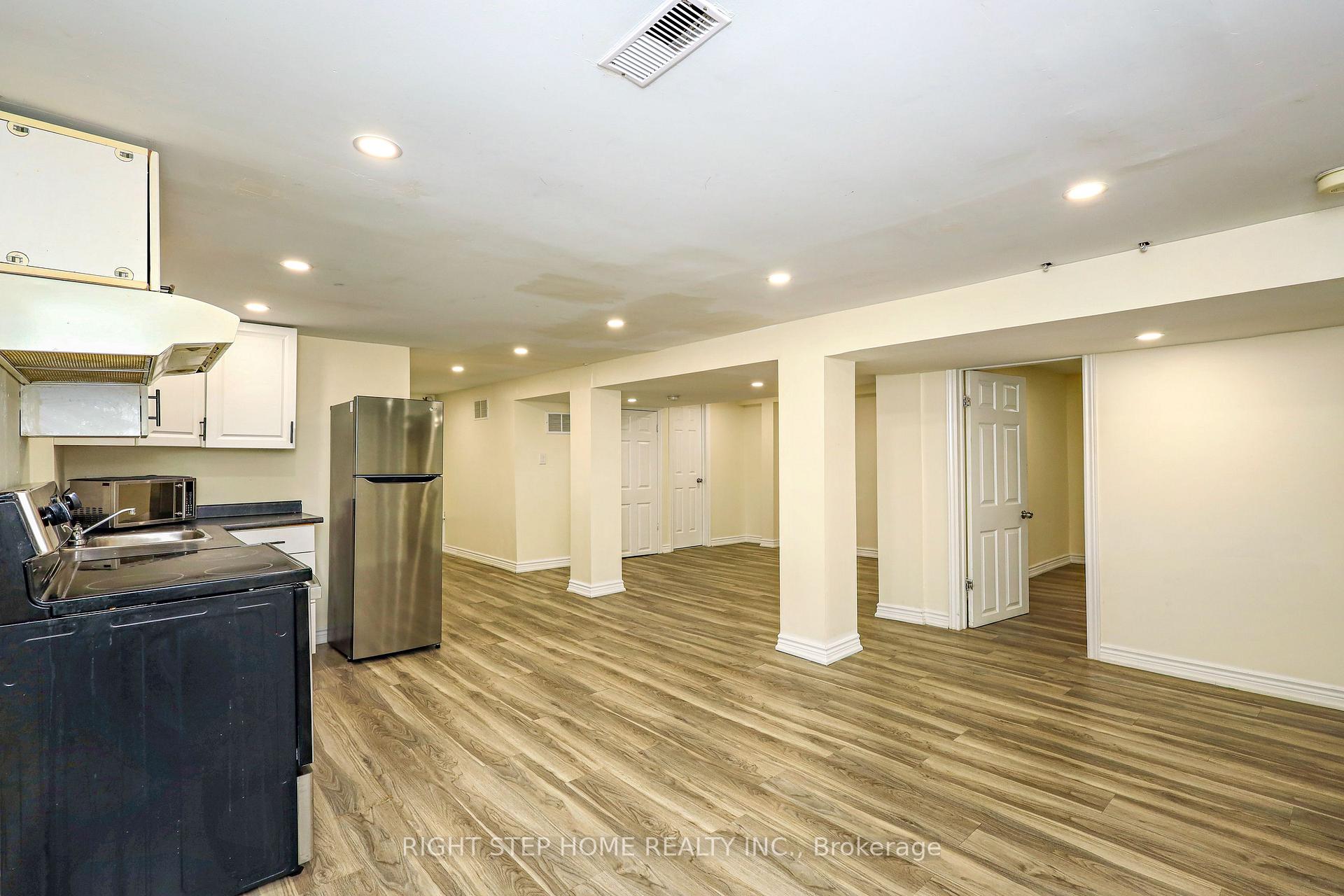 Photo 31 of 137 Benleigh Drive, Scarborough, Woburn — HOMEH