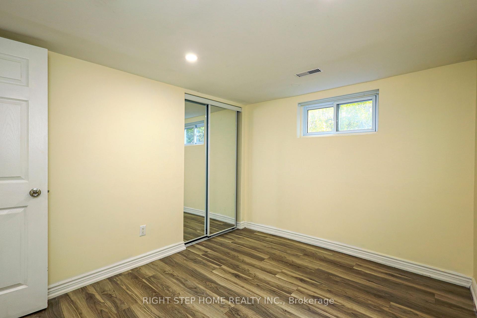 Photo 35 of 137 Benleigh Drive, Scarborough, Woburn — HOMEH