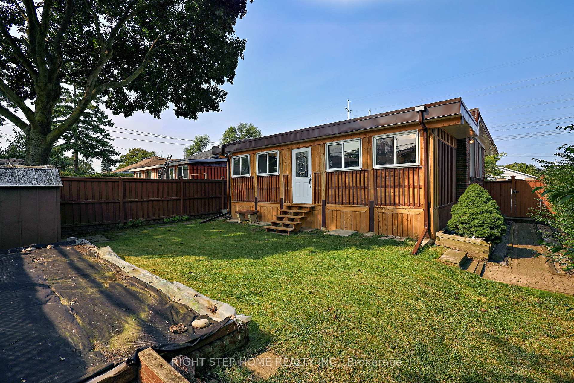 Photo 40 of 137 Benleigh Drive, Scarborough, Woburn — HOMEH