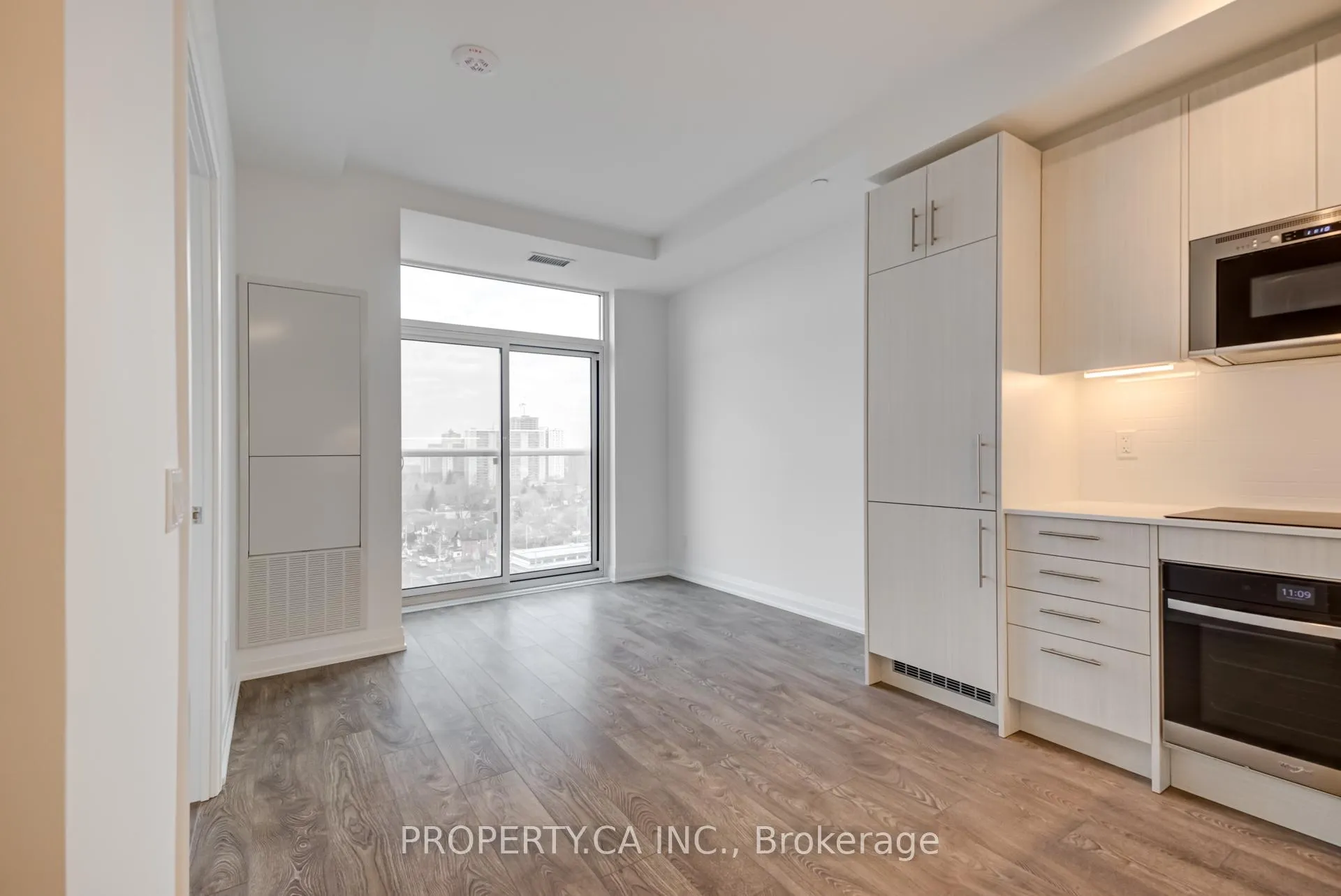 Photo 8 of Unit 904, 286 Main Street, Toronto, East End-Danforth — HOMEH