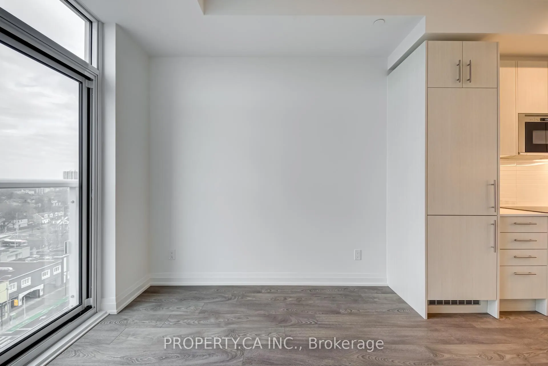 Photo 11 of Unit 904, 286 Main Street, Toronto, East End-Danforth — HOMEH