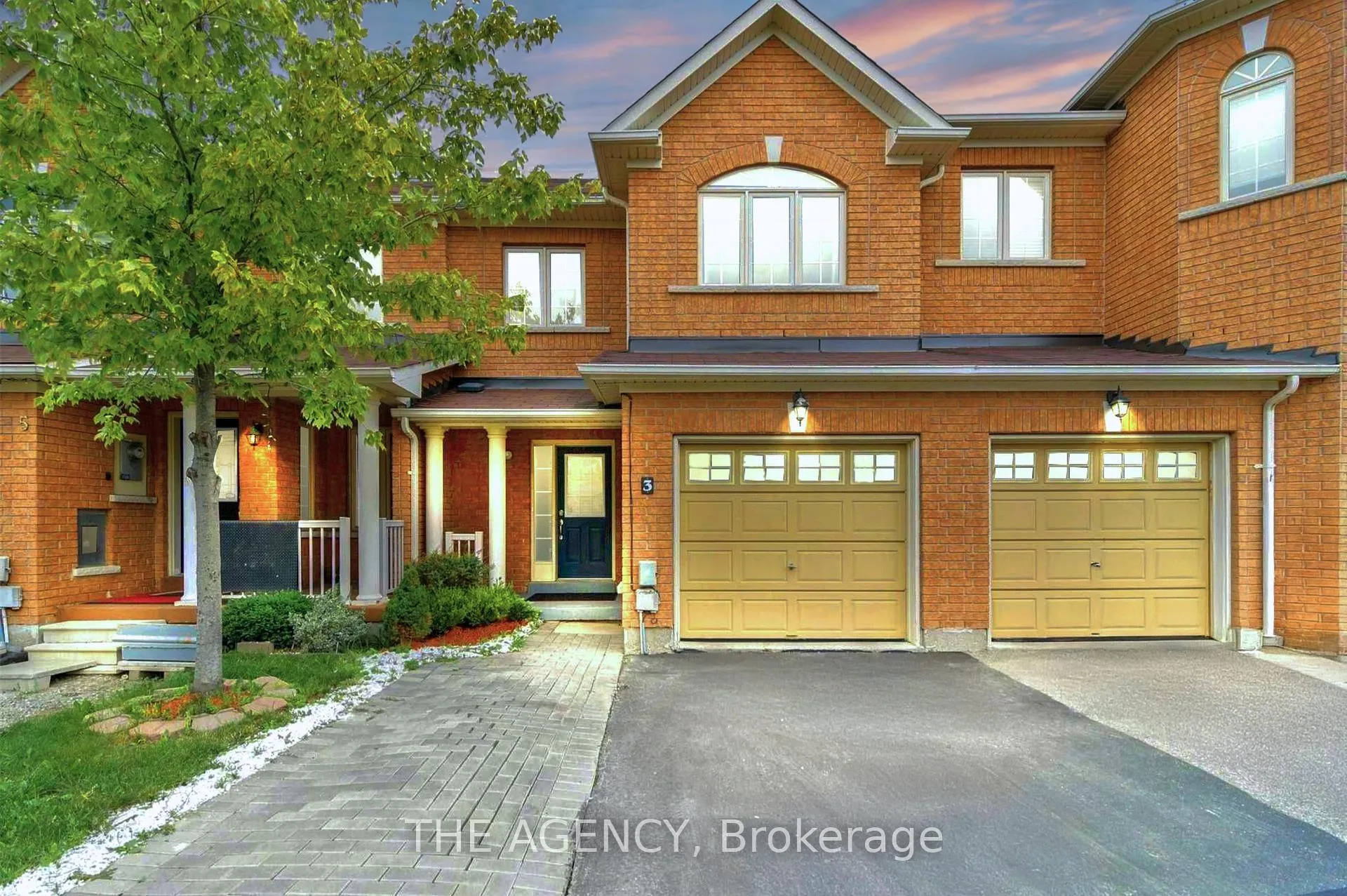 Photo 1 of 3 Rockgarden Trail, Brampton, Sandringham-Wellington — HOMEH
