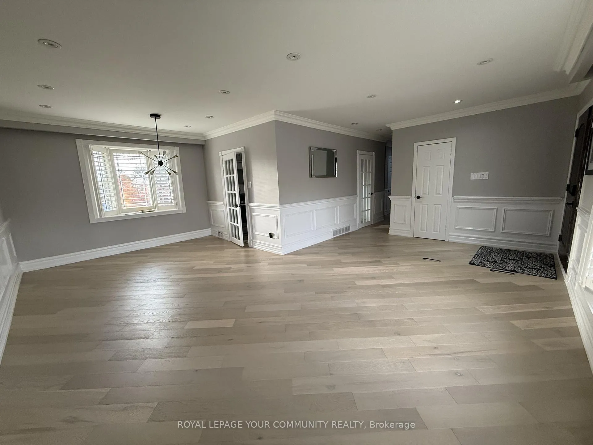 Photo 13 of 2 Mackinac Crescent, Scarborough, Bendale — HOMEH