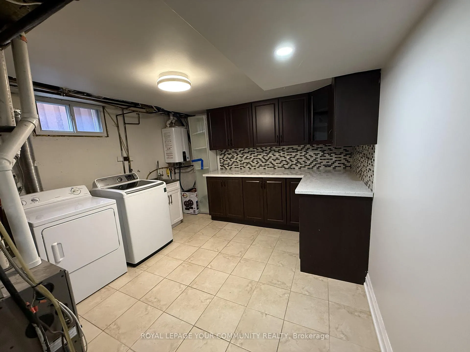 Photo 33 of 2 Mackinac Crescent, Scarborough, Bendale — HOMEH