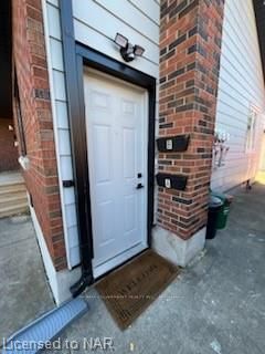 Photo 2 of Unit Lower A, 37 Parkdale Drive, Thorold, Thorold Downtown — HOMEH