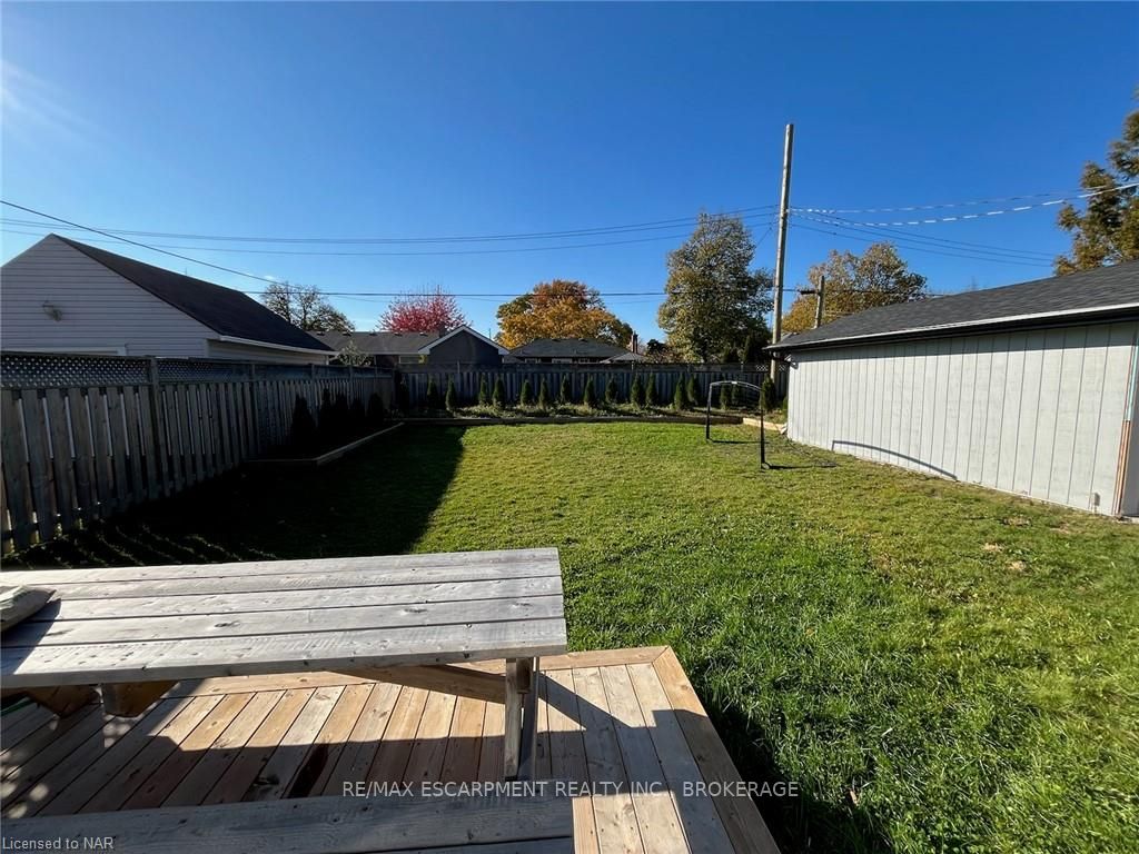 Photo 13 of Unit Lower A, 37 Parkdale Drive, Thorold, Thorold Downtown — HOMEH