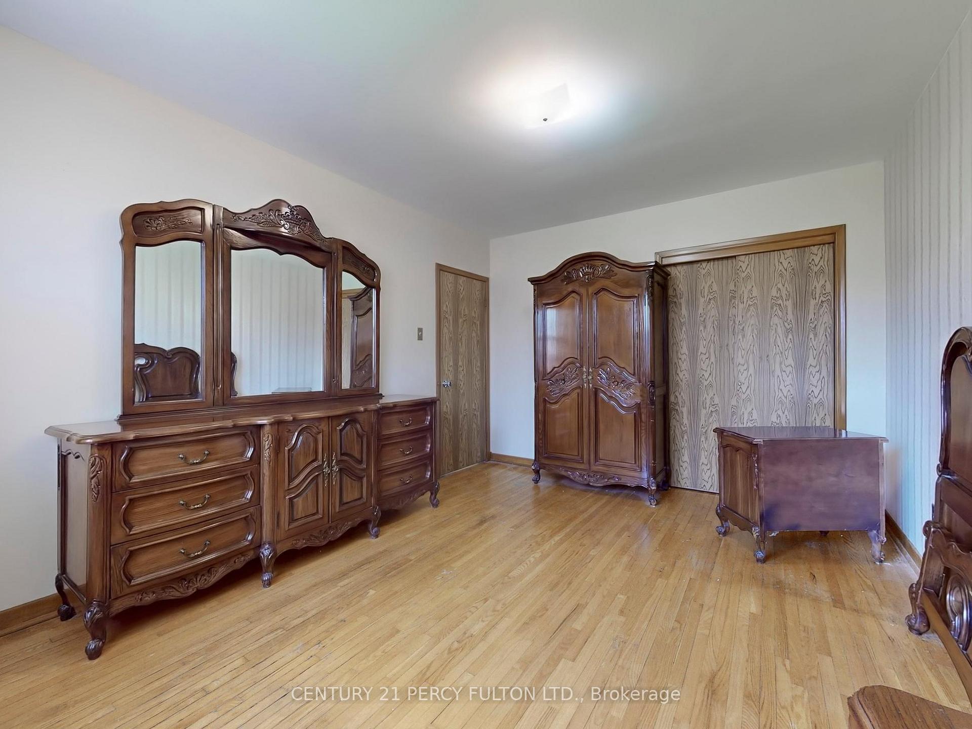Photo 16 of 193 Brimorton Drive, Scarborough, Woburn — HOMEH