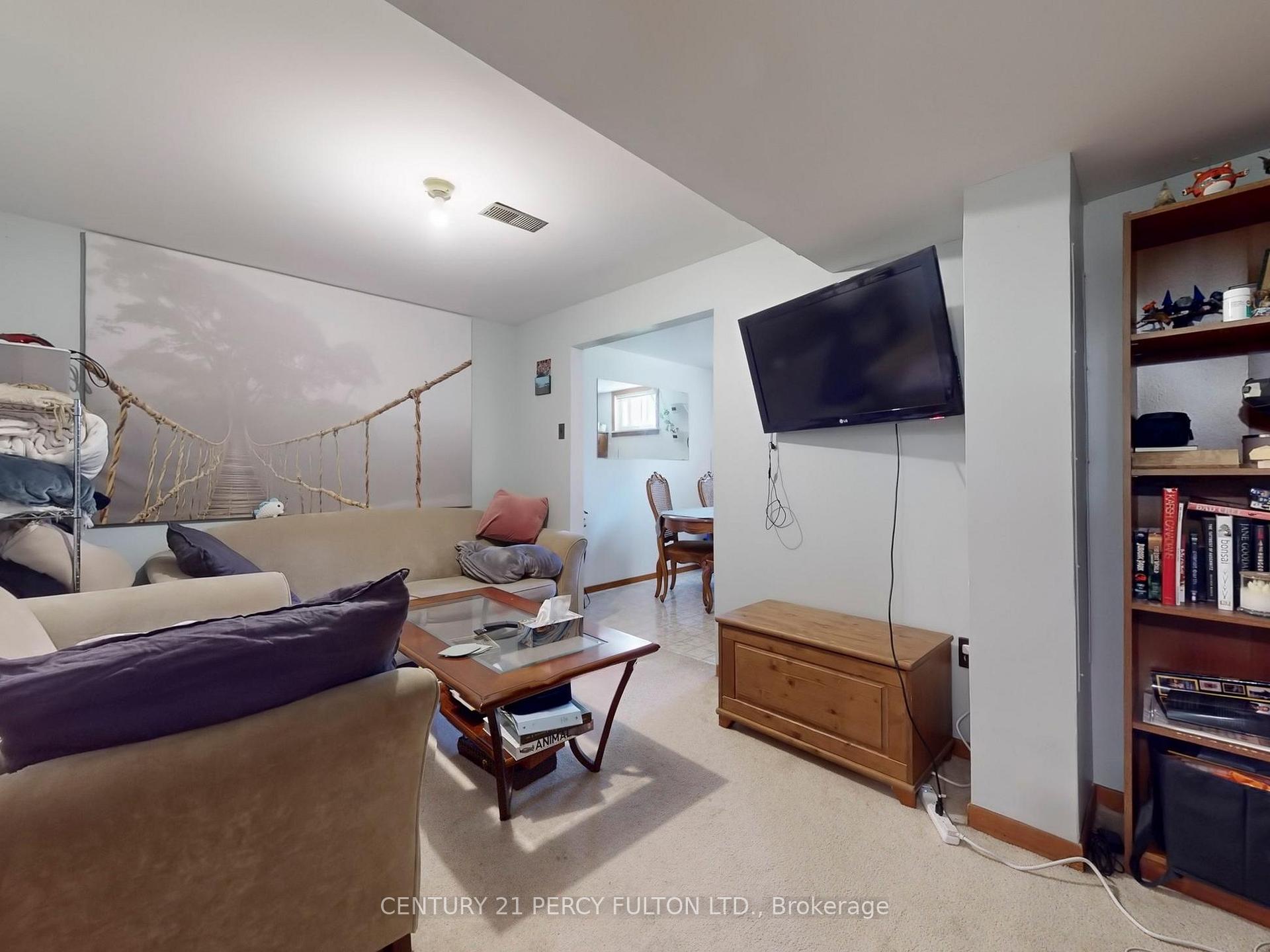 Photo 24 of 193 Brimorton Drive, Scarborough, Woburn — HOMEH