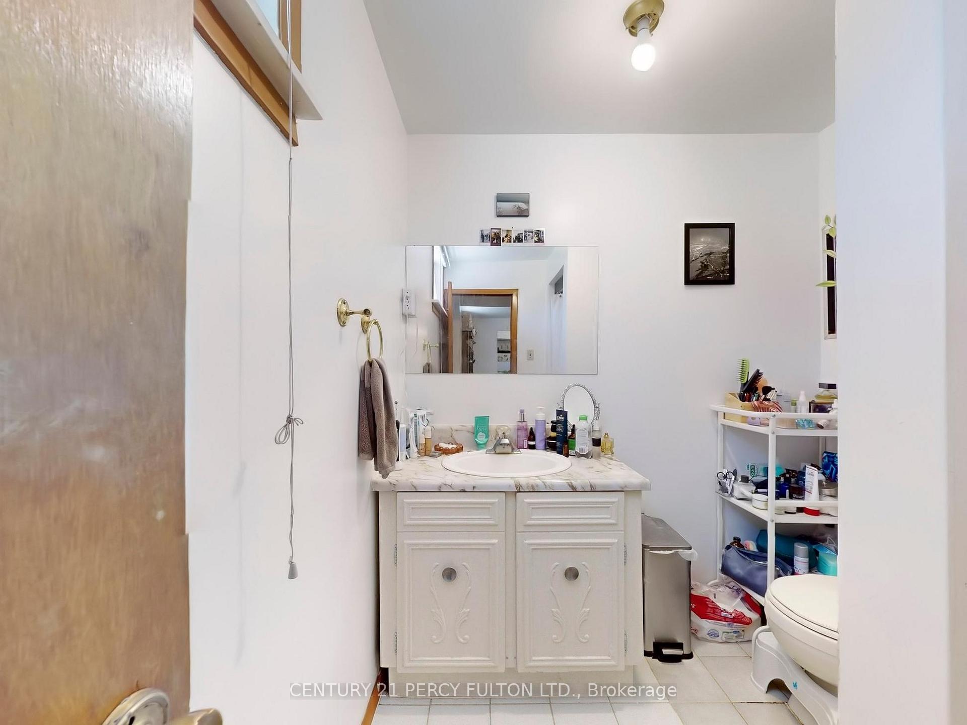 Photo 37 of 193 Brimorton Drive, Scarborough, Woburn — HOMEH