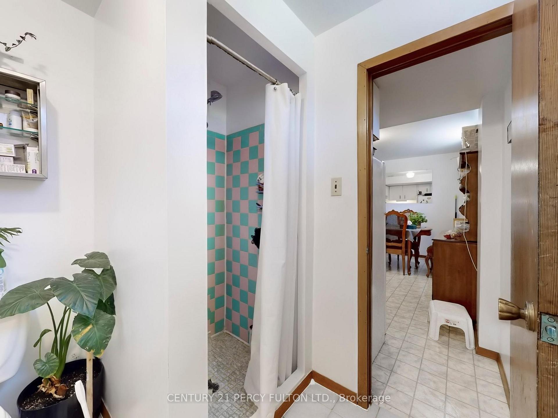 Photo 38 of 193 Brimorton Drive, Scarborough, Woburn — HOMEH
