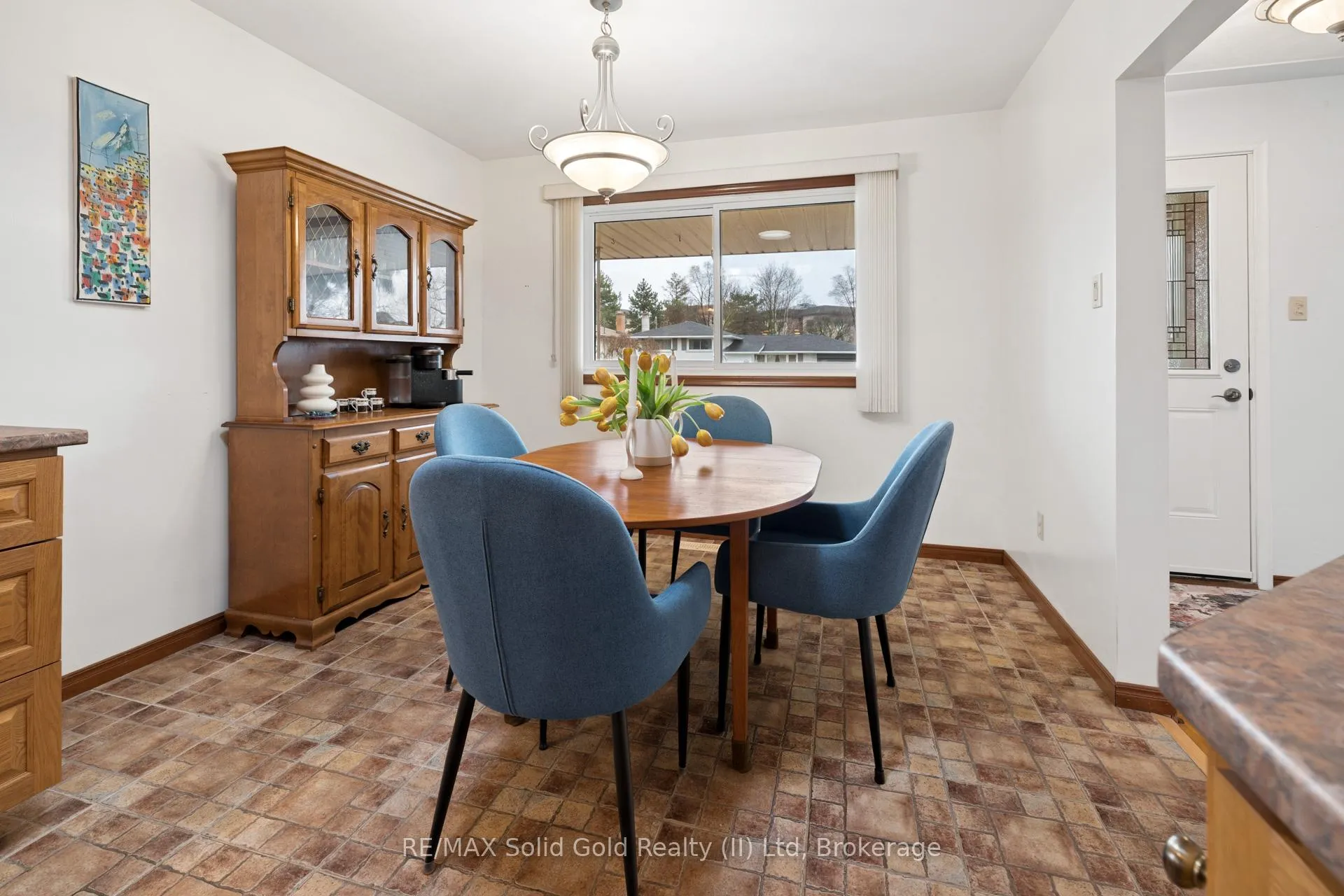 Photo 8 of 228 Kenneth Avenue, Kitchener — HOMEH