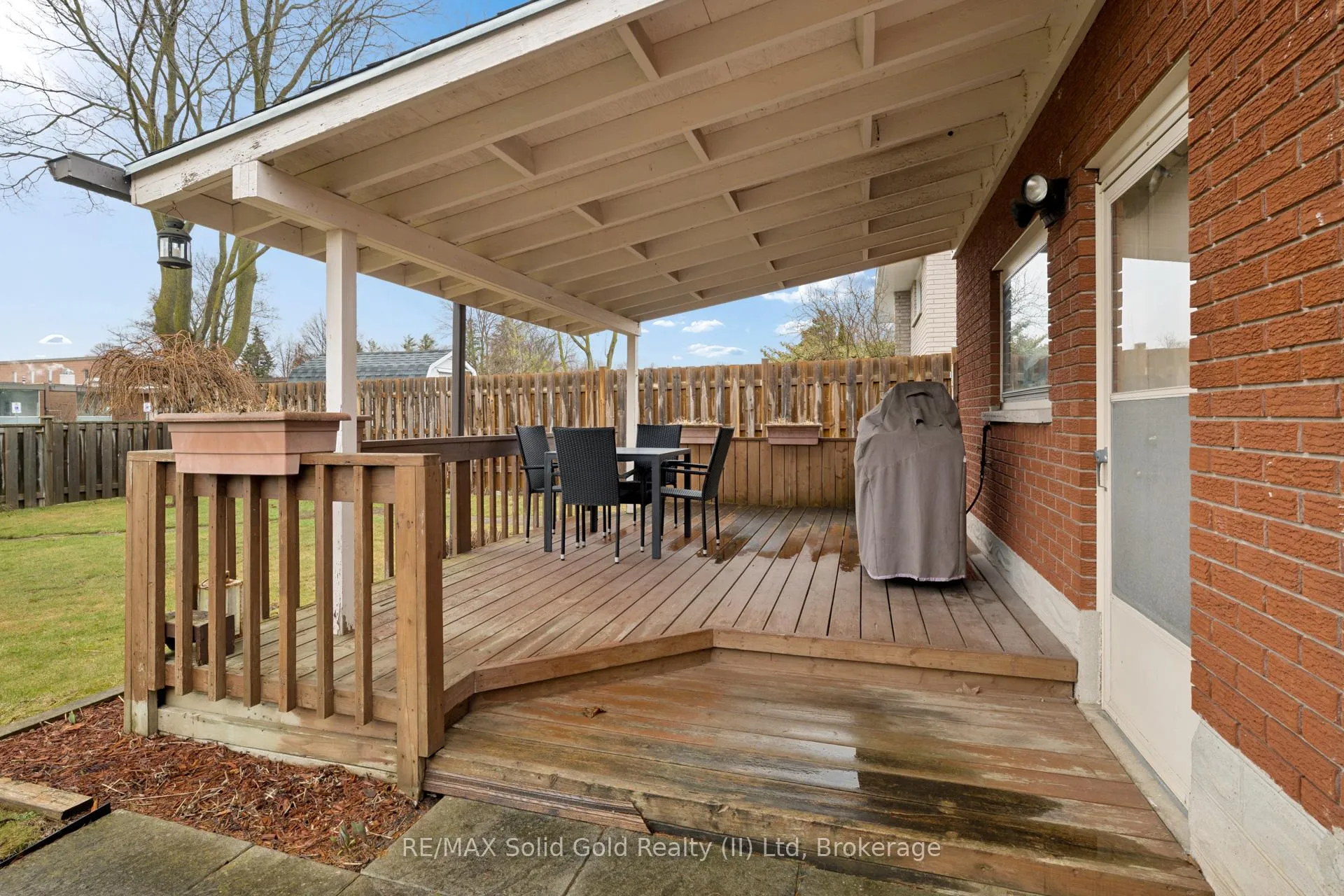 Photo 30 of 228 Kenneth Avenue, Kitchener — HOMEH