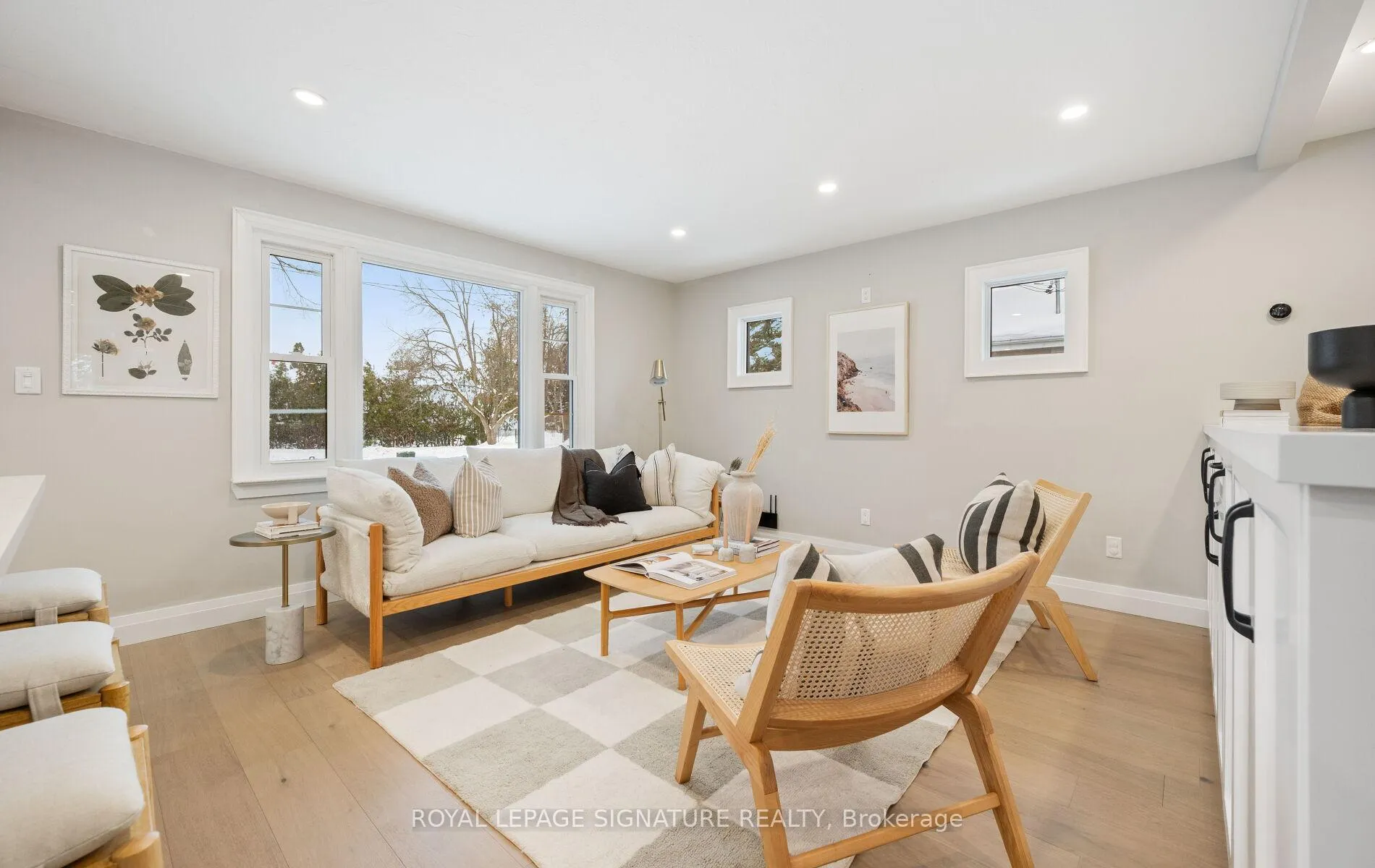 Photo 13 of 122 Queen Street, Barrie, Codrington — HOMEH