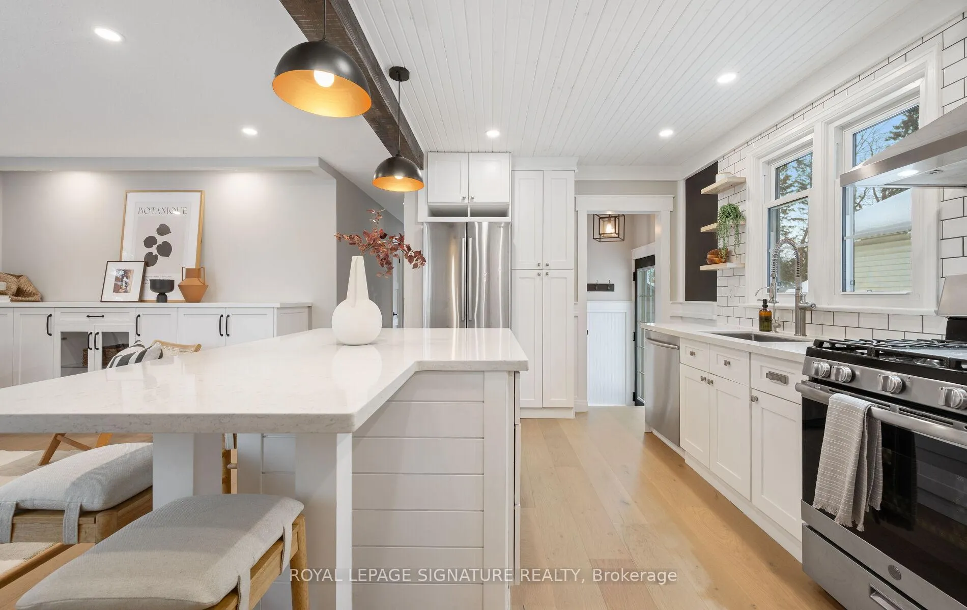 Photo 15 of 122 Queen Street, Barrie, Codrington — HOMEH