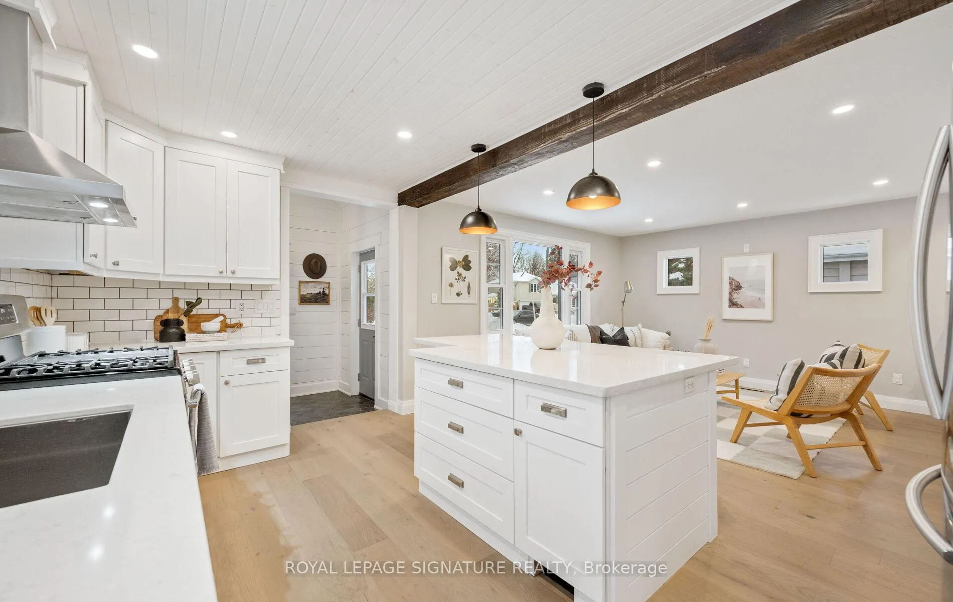 Photo 19 of 122 Queen Street, Barrie, Codrington — HOMEH