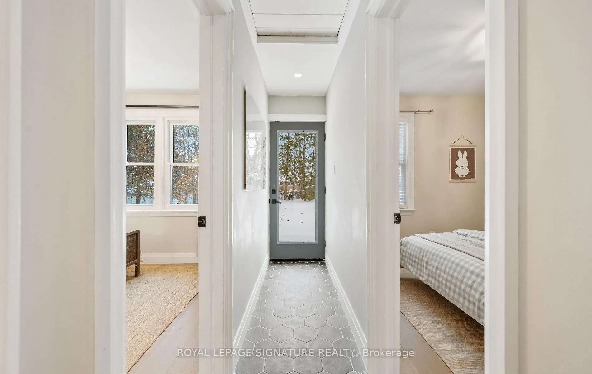Photo 23 of 122 Queen Street, Barrie, Codrington — HOMEH