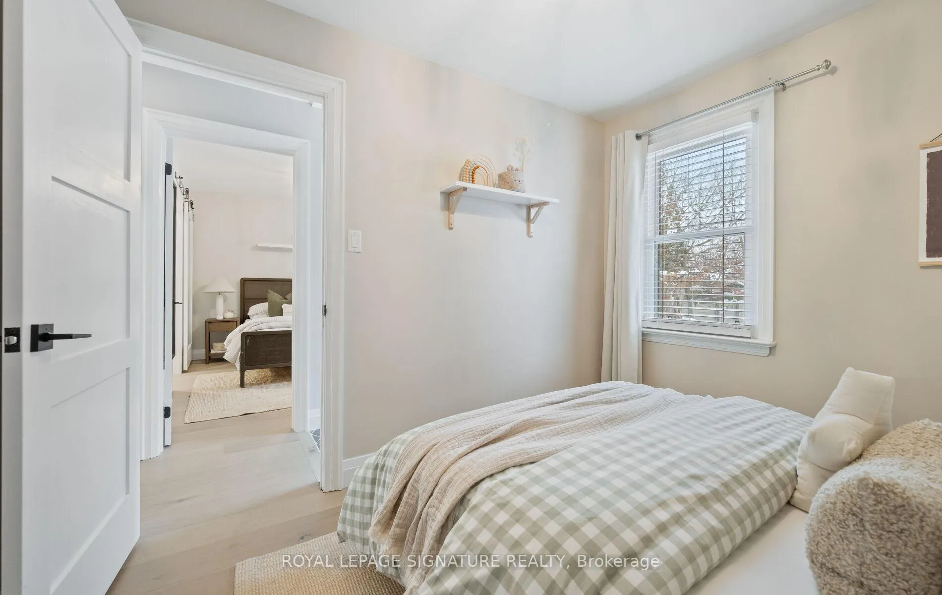 Photo 32 of 122 Queen Street, Barrie, Codrington — HOMEH