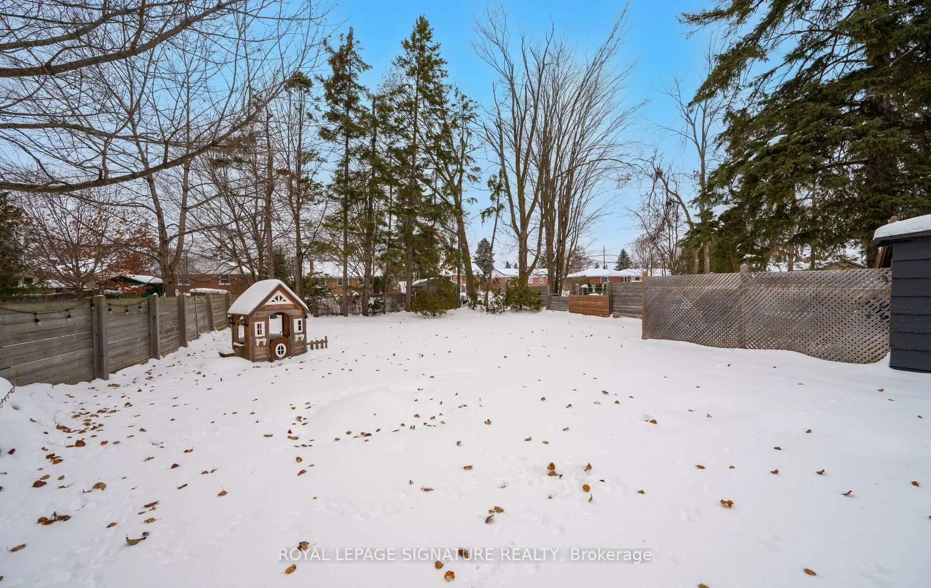 Photo 48 of 122 Queen Street, Barrie, Codrington — HOMEH