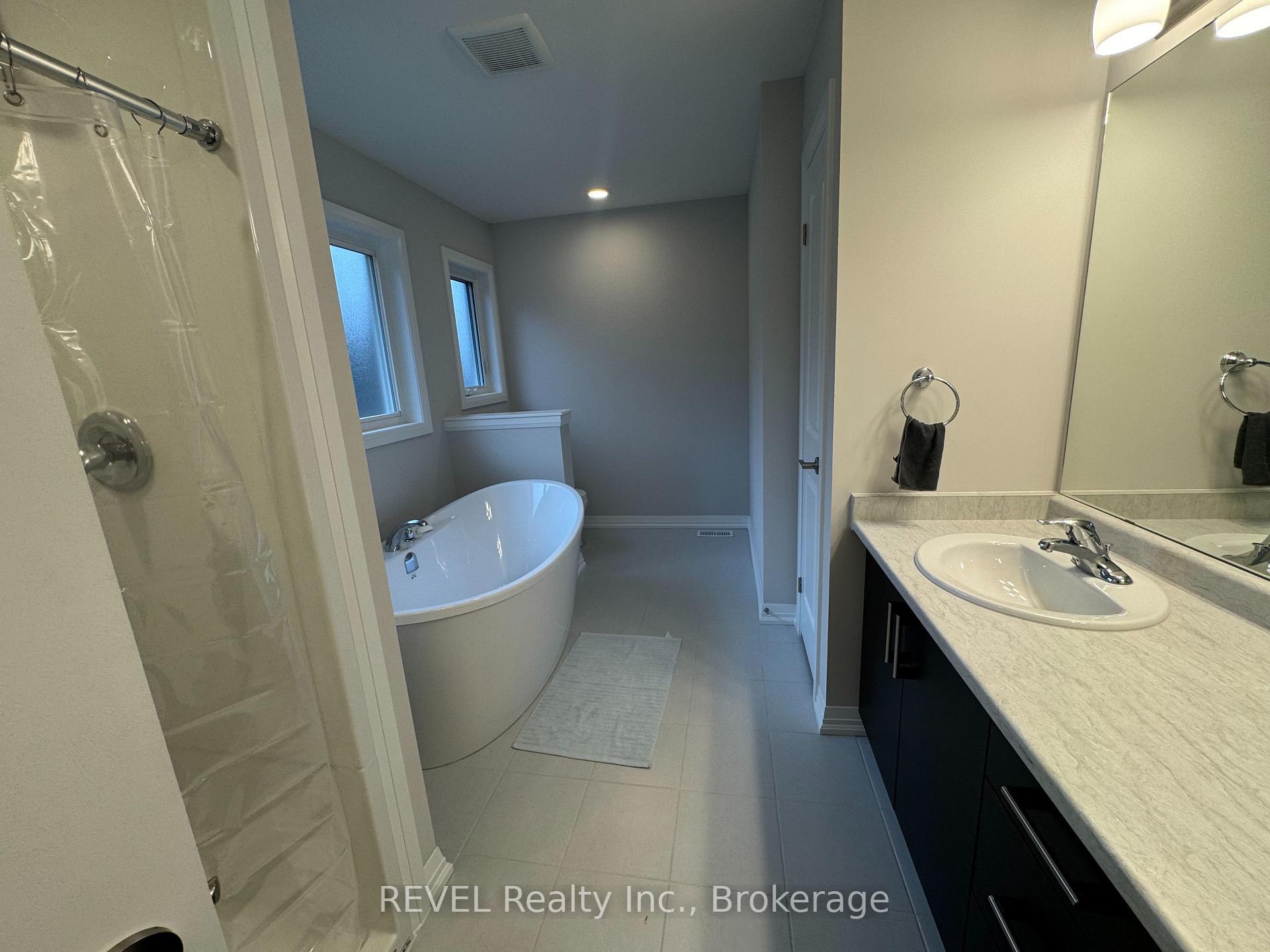 Photo 16 of 25 Willson Drive, Thorold, Hurricane/Merrittville — HOMEH