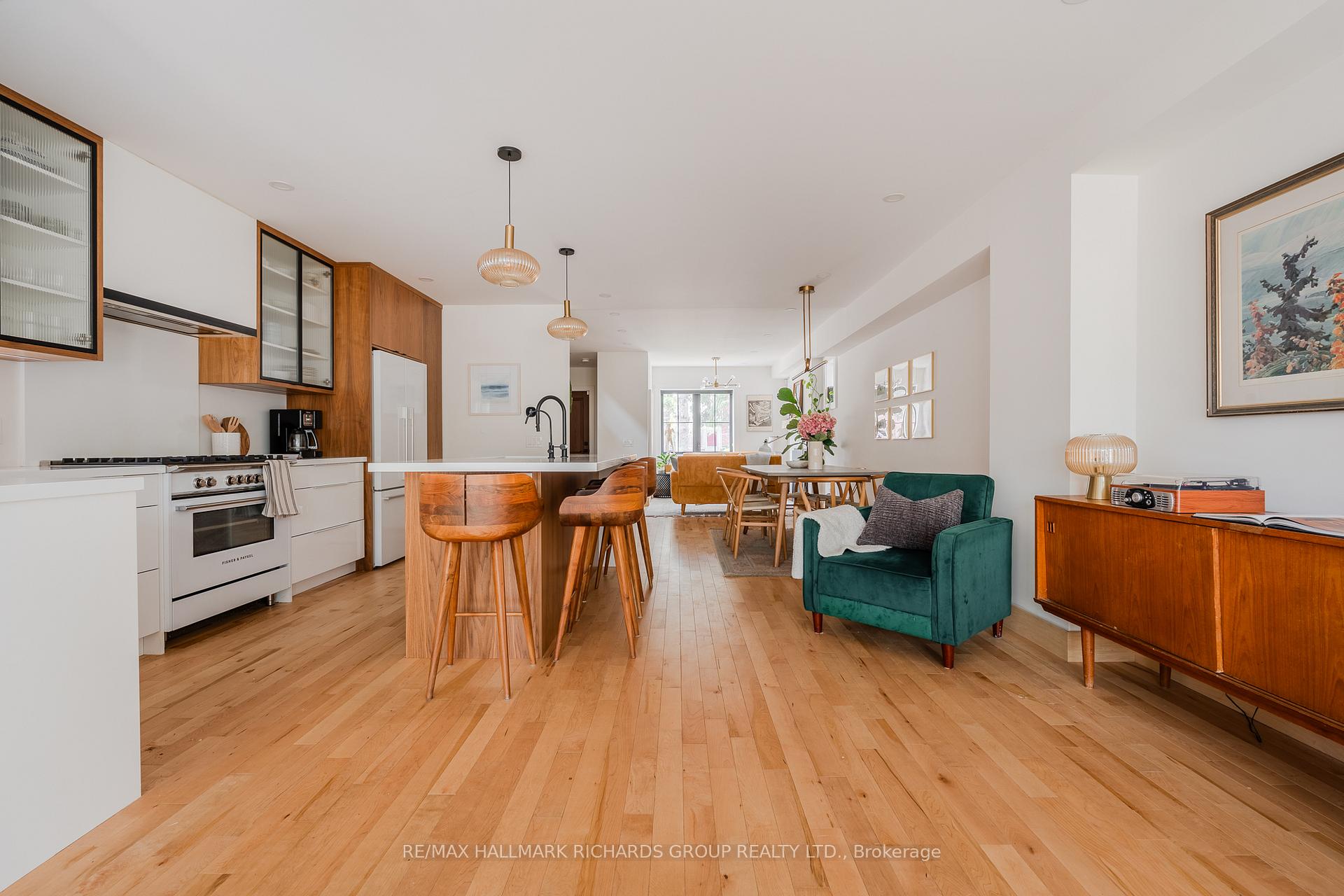 Photo 14 of 23 Valhalla Boulevard, Scarborough, Birchcliffe-Cliffside — HOMEH