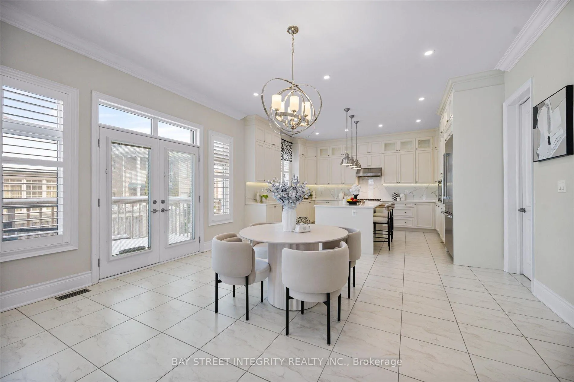 Photo 4 of 163 Abner Miles Drive, Vaughan, Patterson — HOMEH