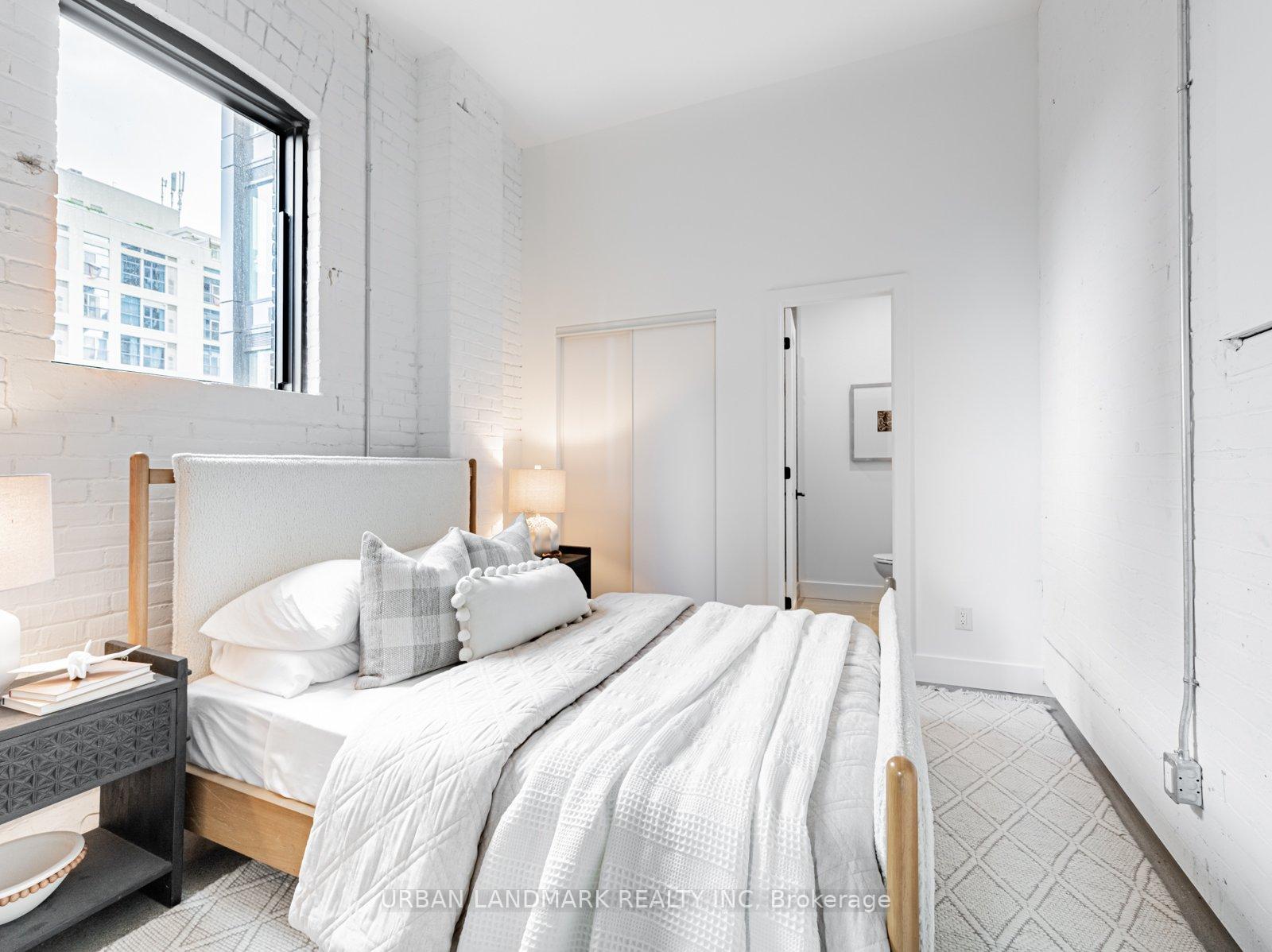 Photo 8 of Unit 204, 9 St Nicholas Street, Toronto, Bay Street Corridor — HOMEH
