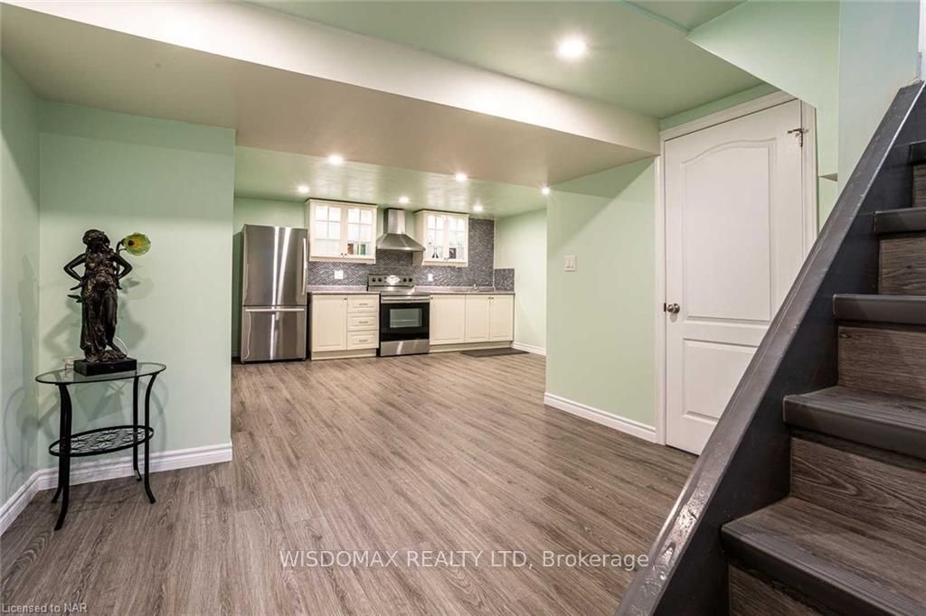 Front of Unit Basement Bedroom, 168 Richmond Street