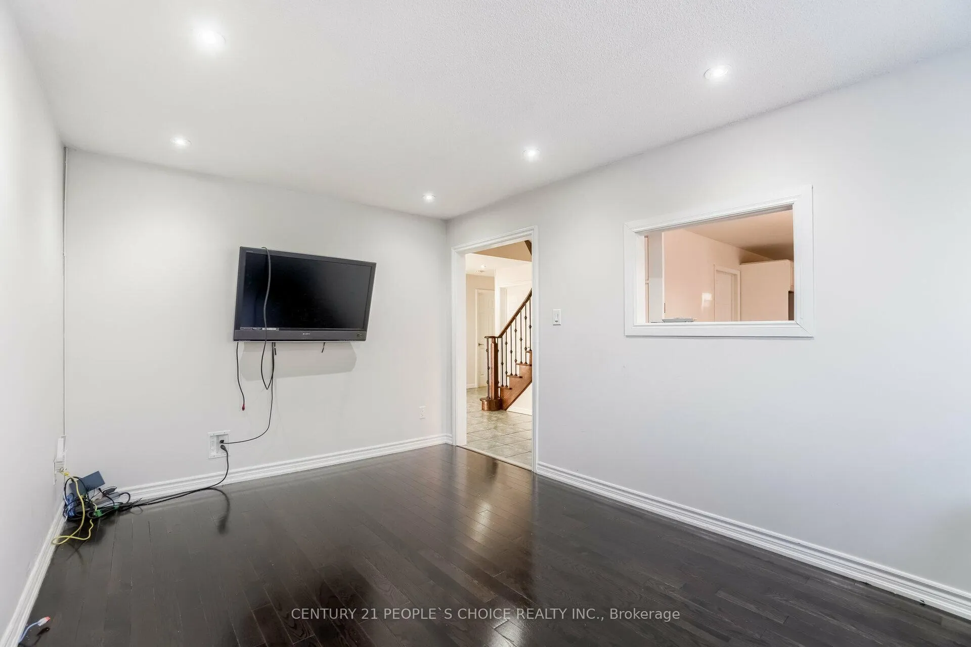 Photo 9 of 25 Sheringham Street, Brampton, Heart Lake West — HOMEH