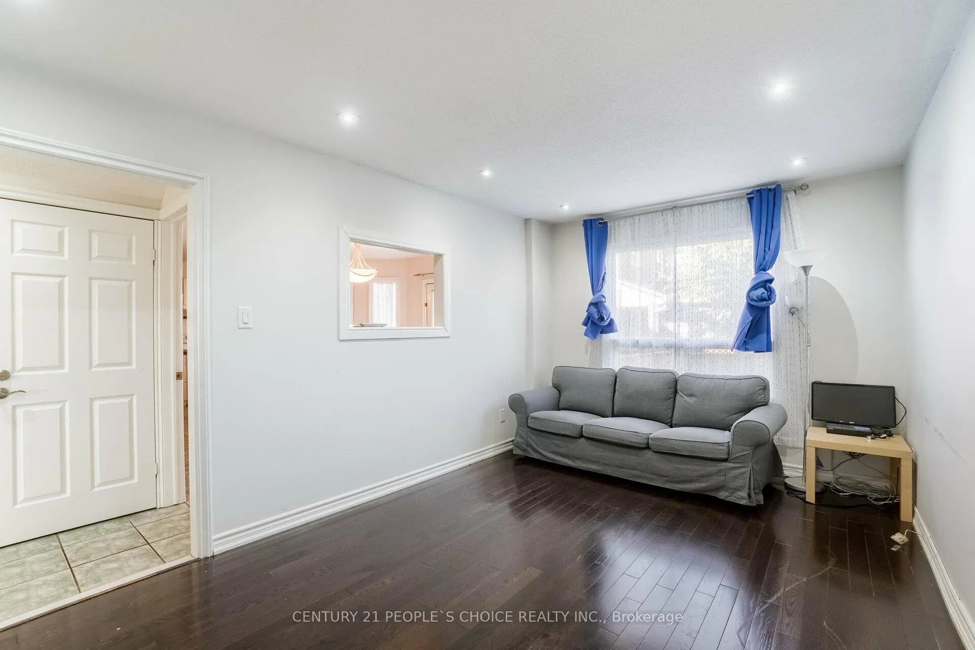 Photo 10 of 25 Sheringham Street, Brampton, Heart Lake West — HOMEH