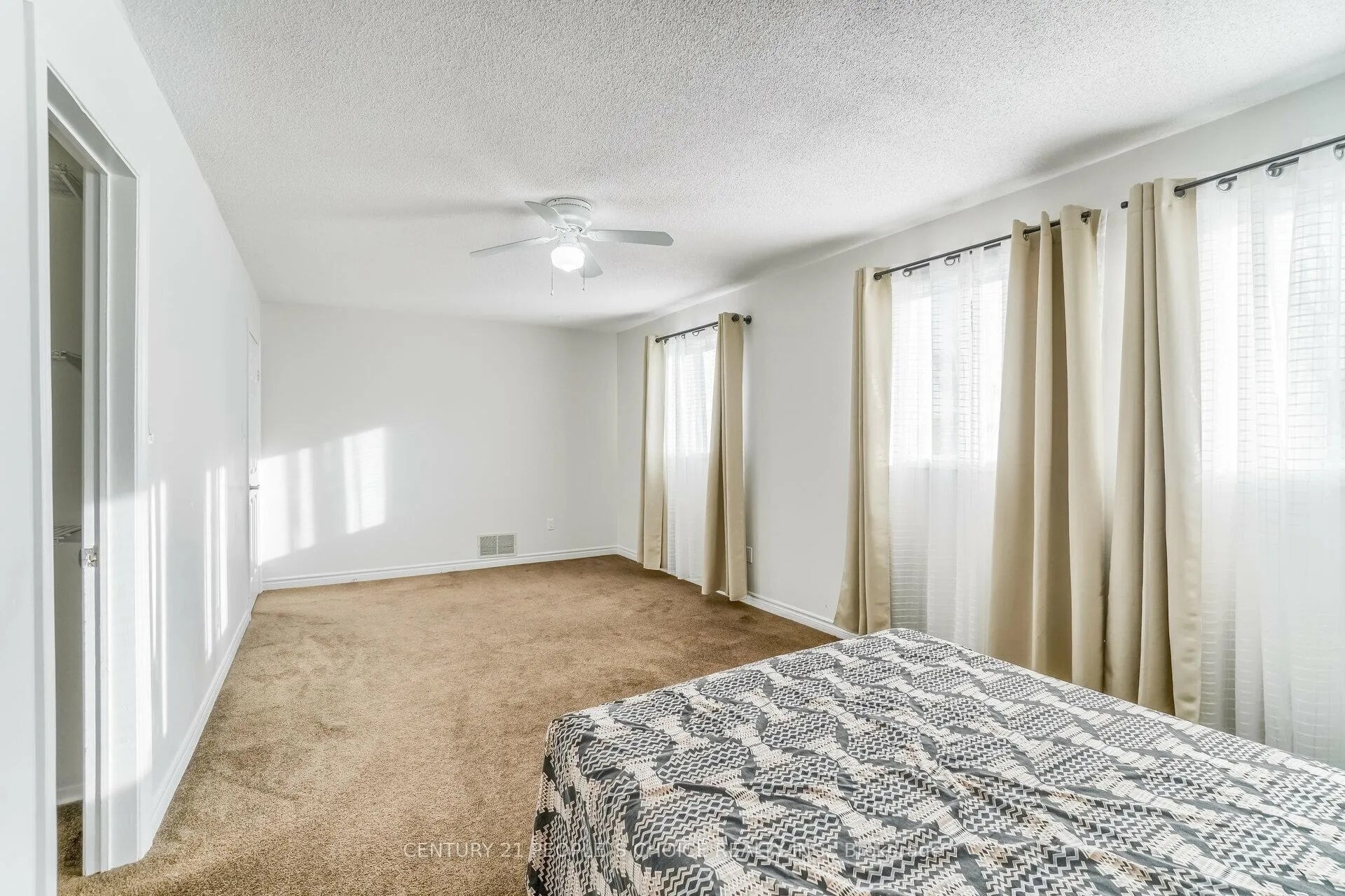 Photo 22 of 25 Sheringham Street, Brampton, Heart Lake West — HOMEH