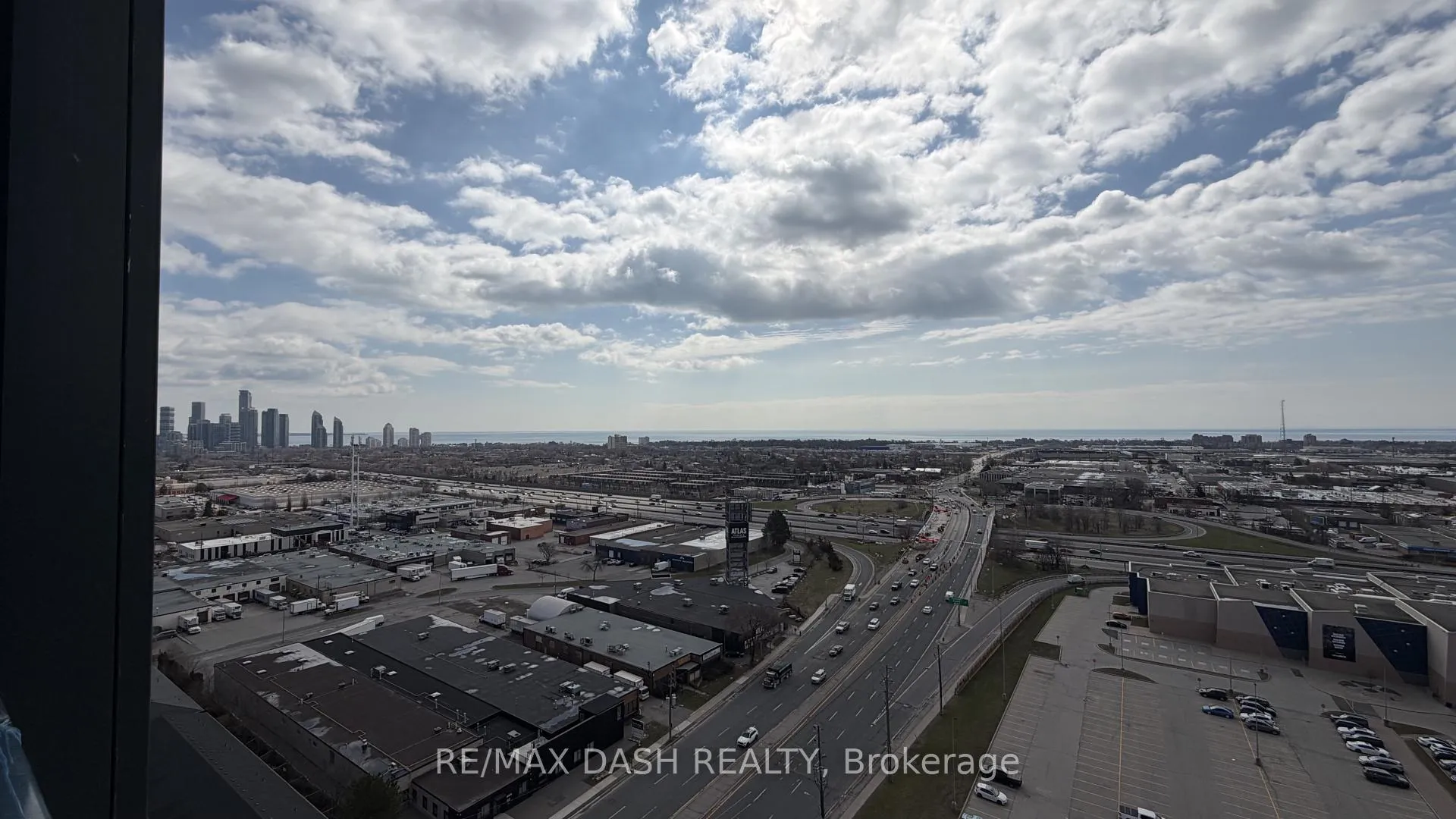 Photo 18 of Unit 1607, 1007 The Queensway Avenue, Etobicoke, Islington-City Centre West — HOMEH