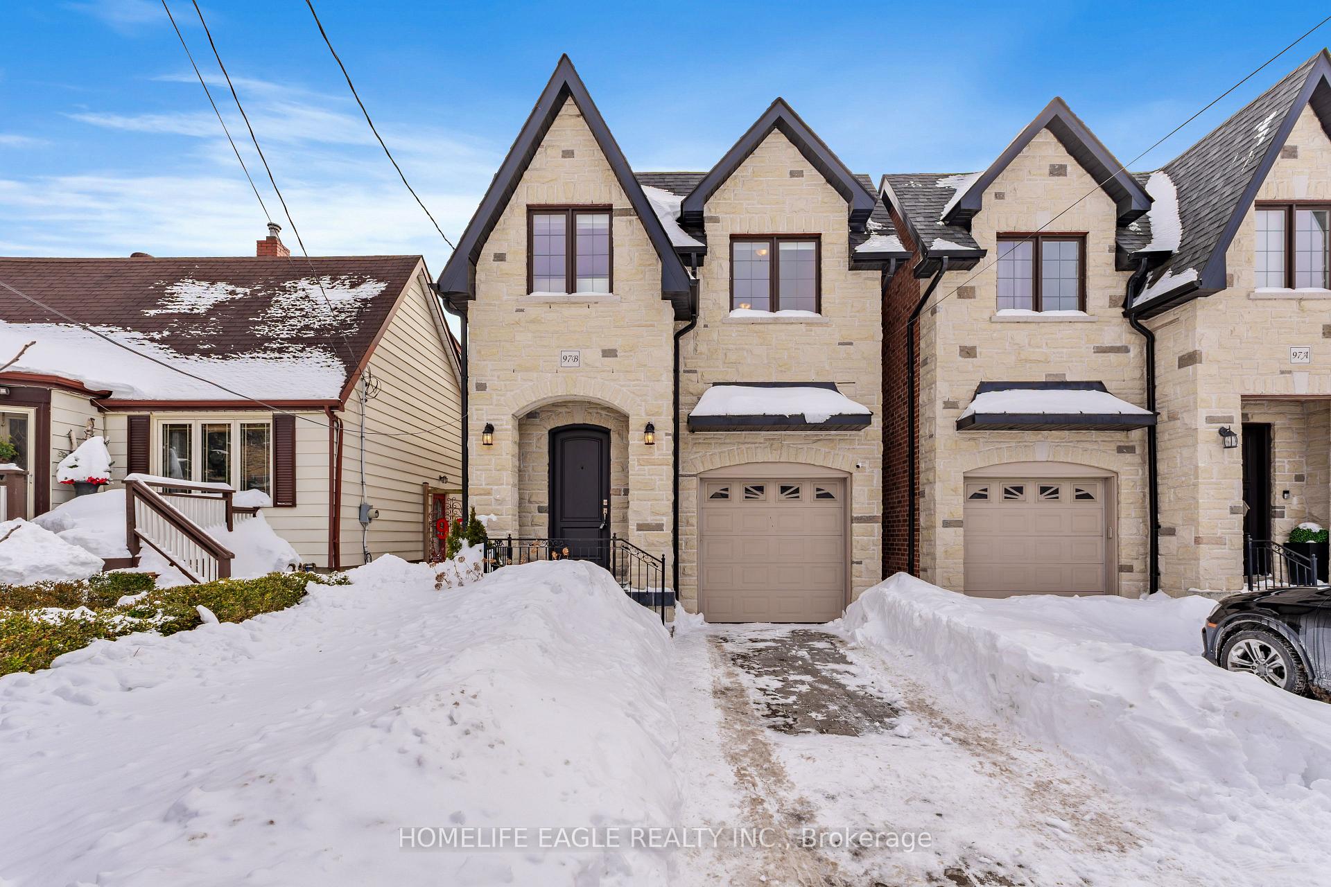 Front of 97B Craiglee Drive