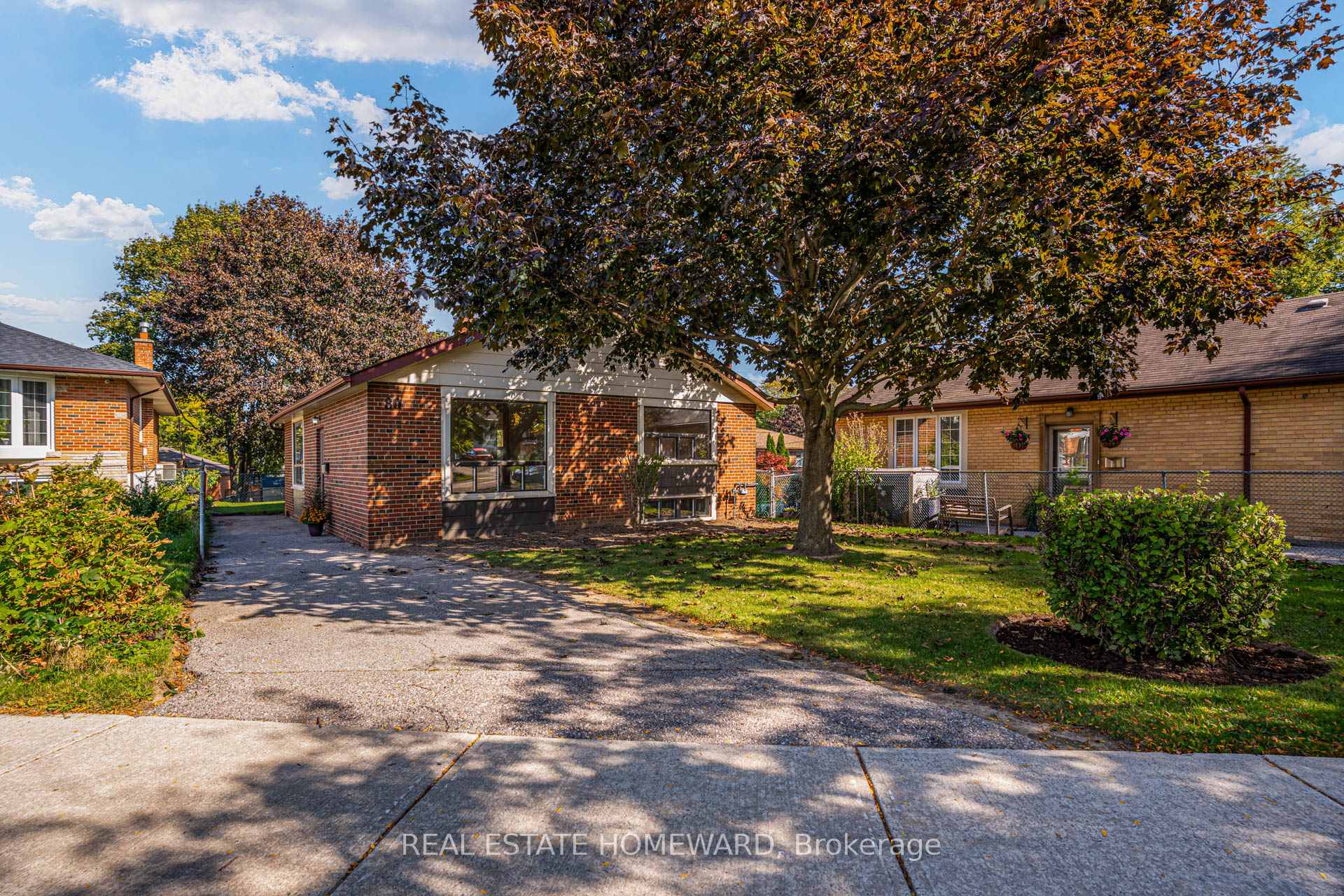 Photo 1 of 80 Wantanopa Crescent, Scarborough, Woburn — HOMEH