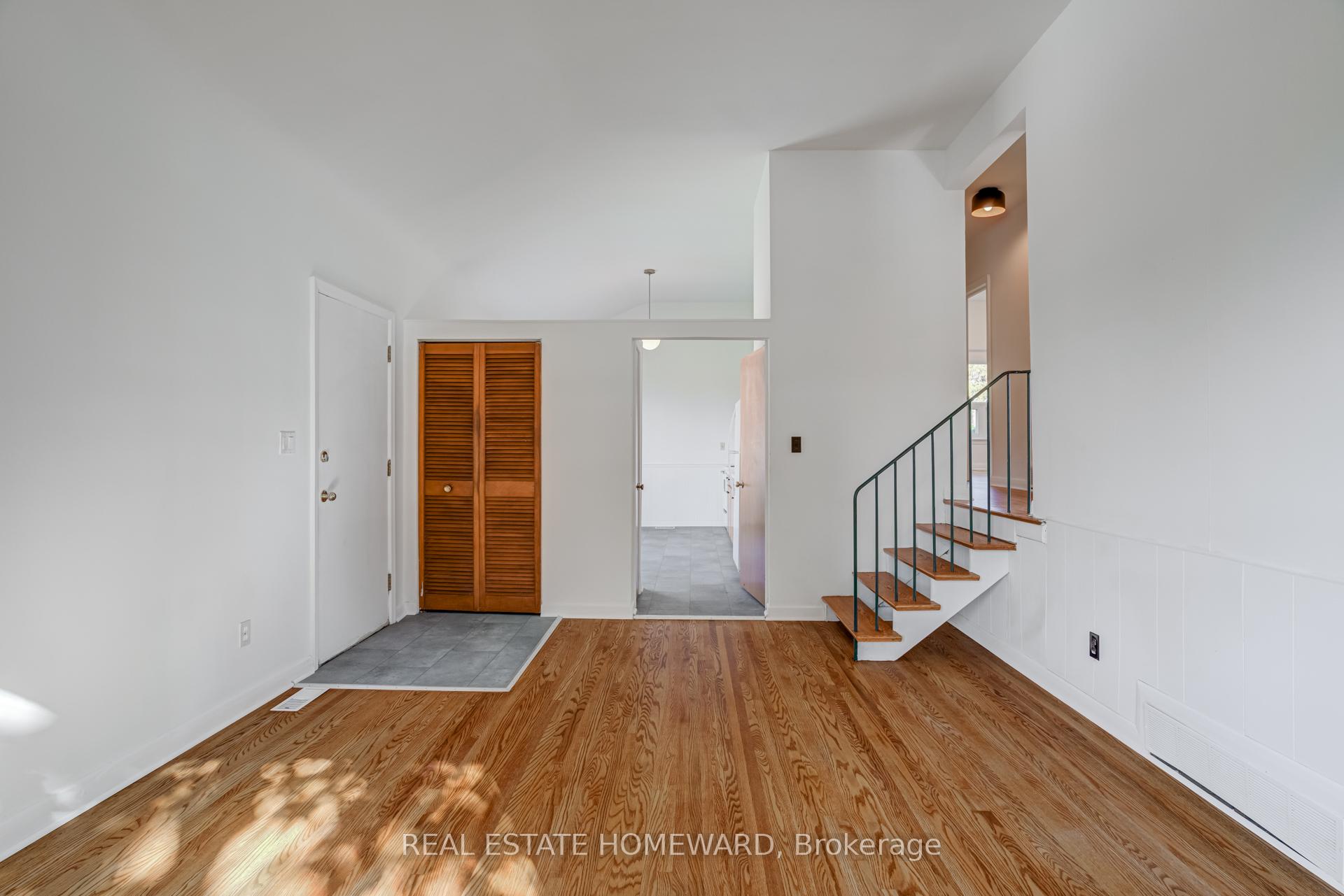 Photo 5 of 80 Wantanopa Crescent, Scarborough, Woburn — HOMEH
