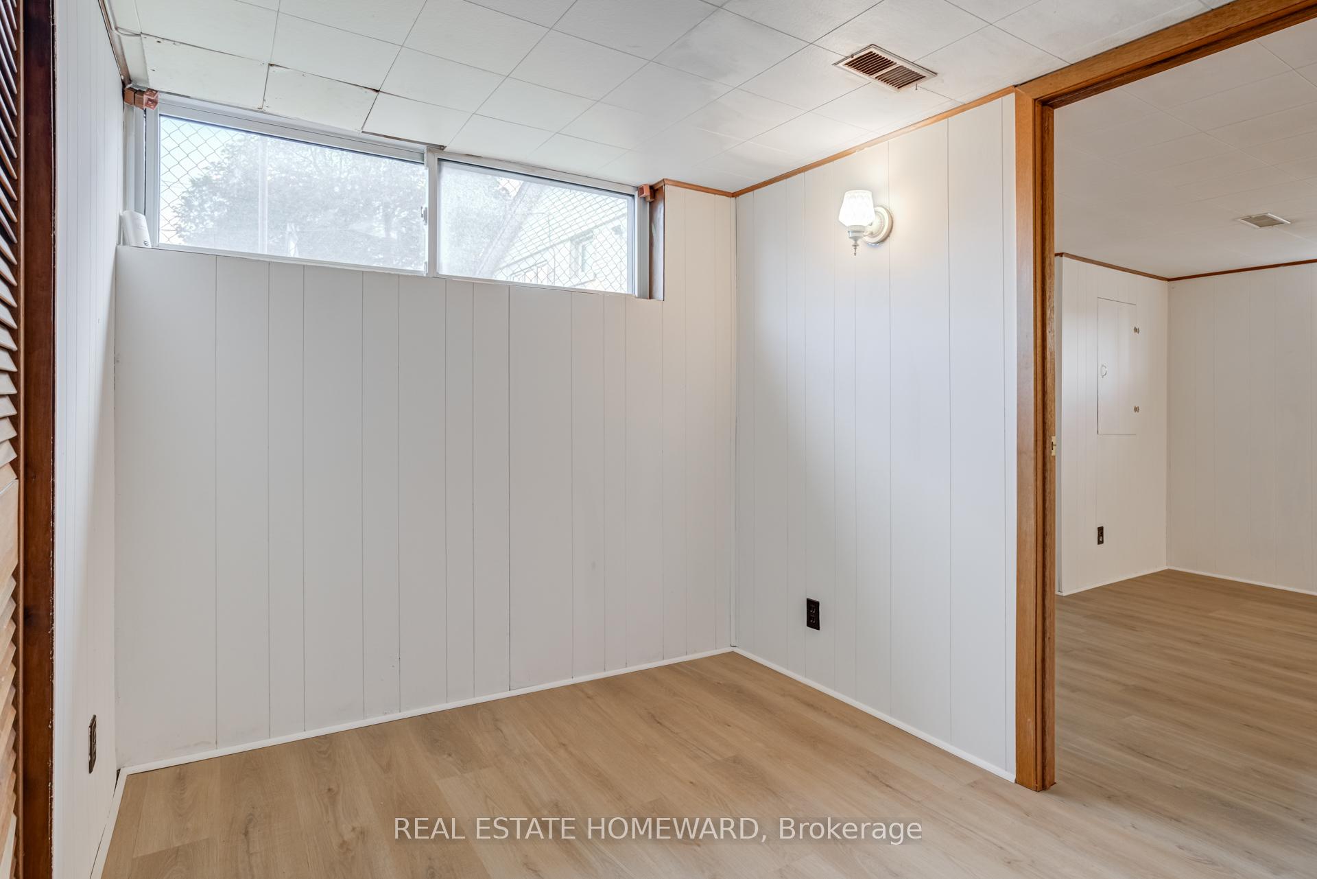 Photo 13 of 80 Wantanopa Crescent, Scarborough, Woburn — HOMEH
