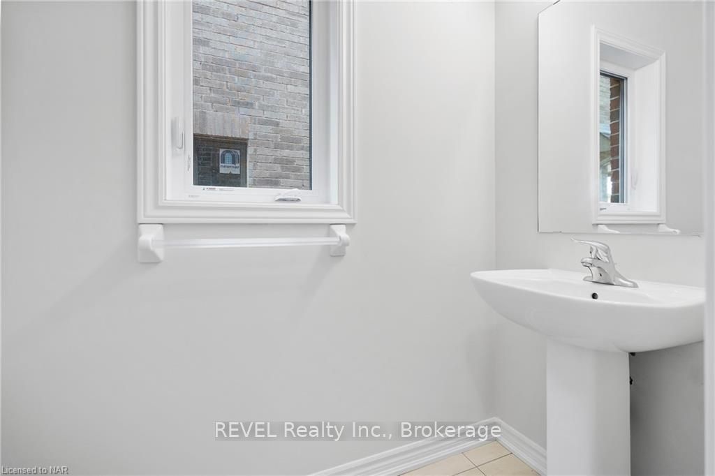 Photo 5 of 226 Palace Street, Thorold, Thorold Downtown — HOMEH