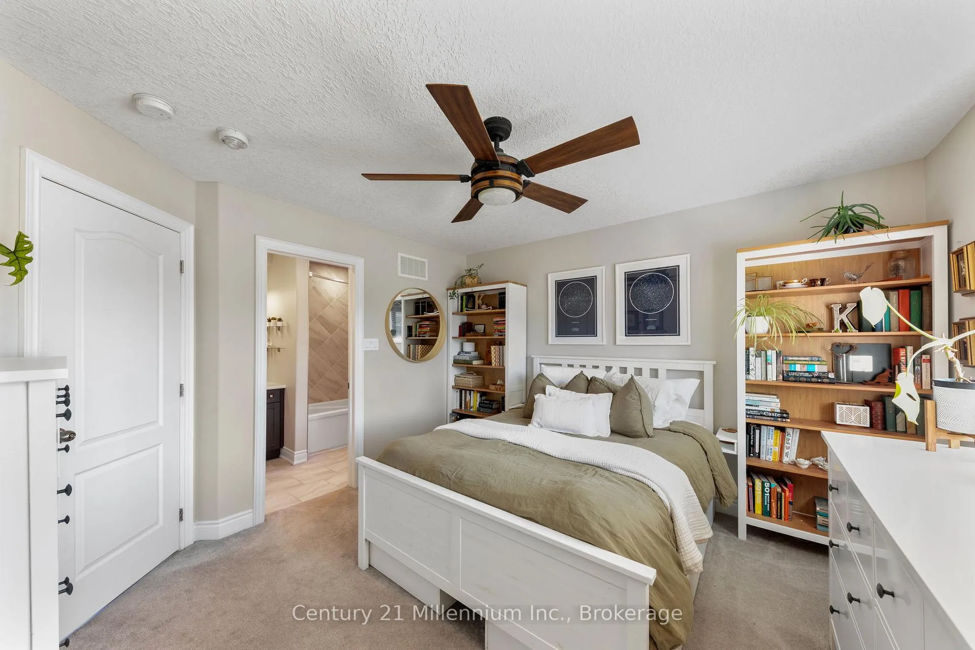 Photo 17 of 103 Lockerbie Crescent, Collingwood — HOMEH