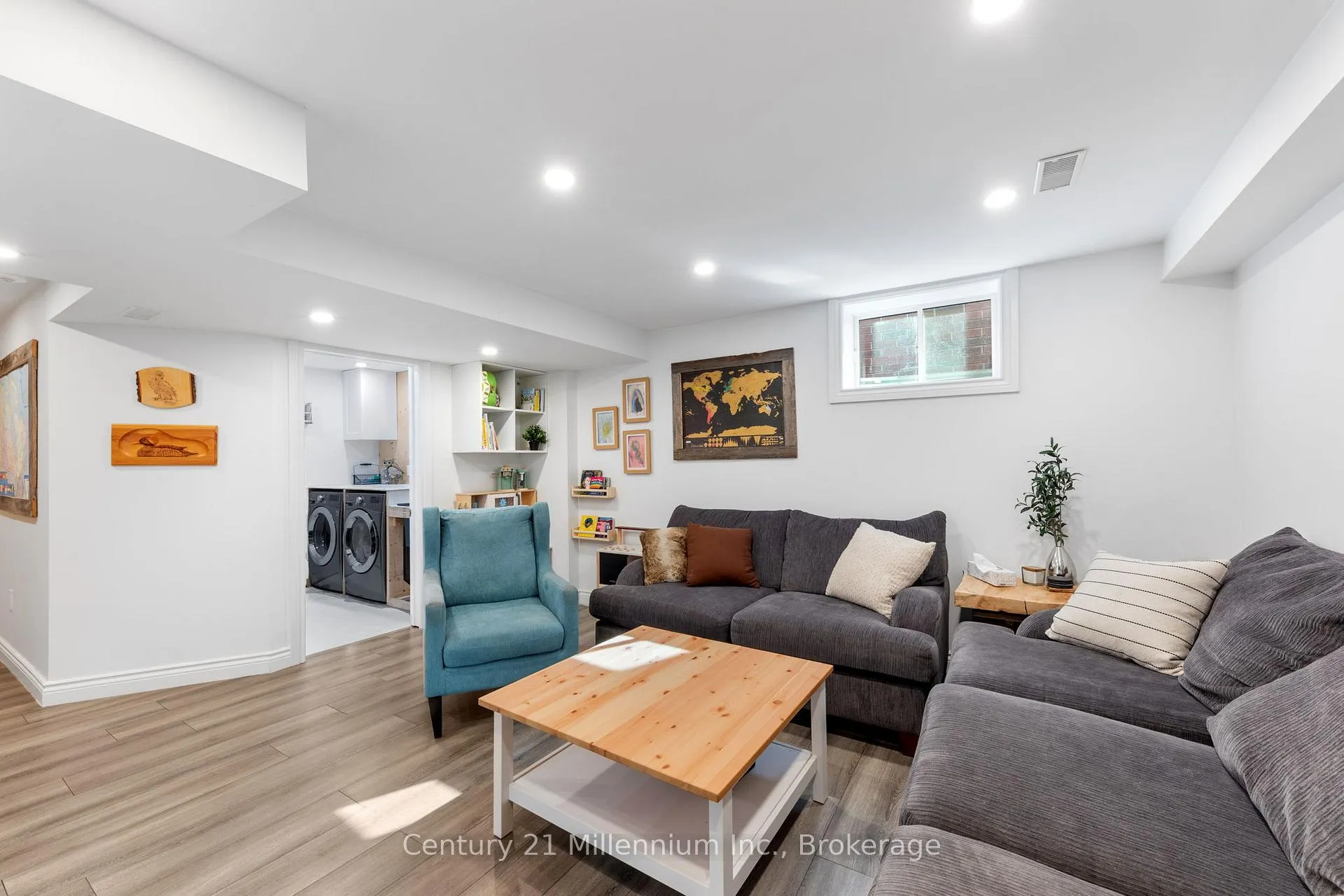 Photo 26 of 103 Lockerbie Crescent, Collingwood — HOMEH