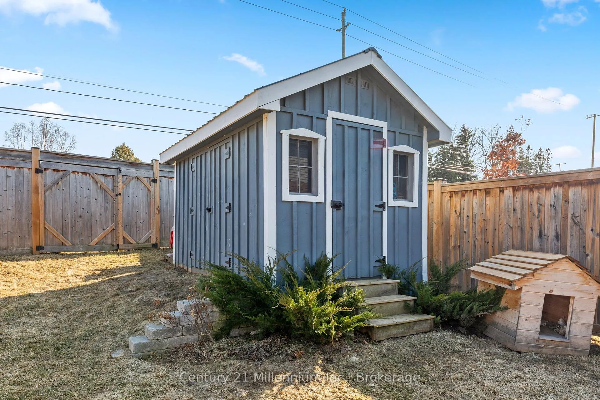 Photo 31 of 103 Lockerbie Crescent, Collingwood — HOMEH