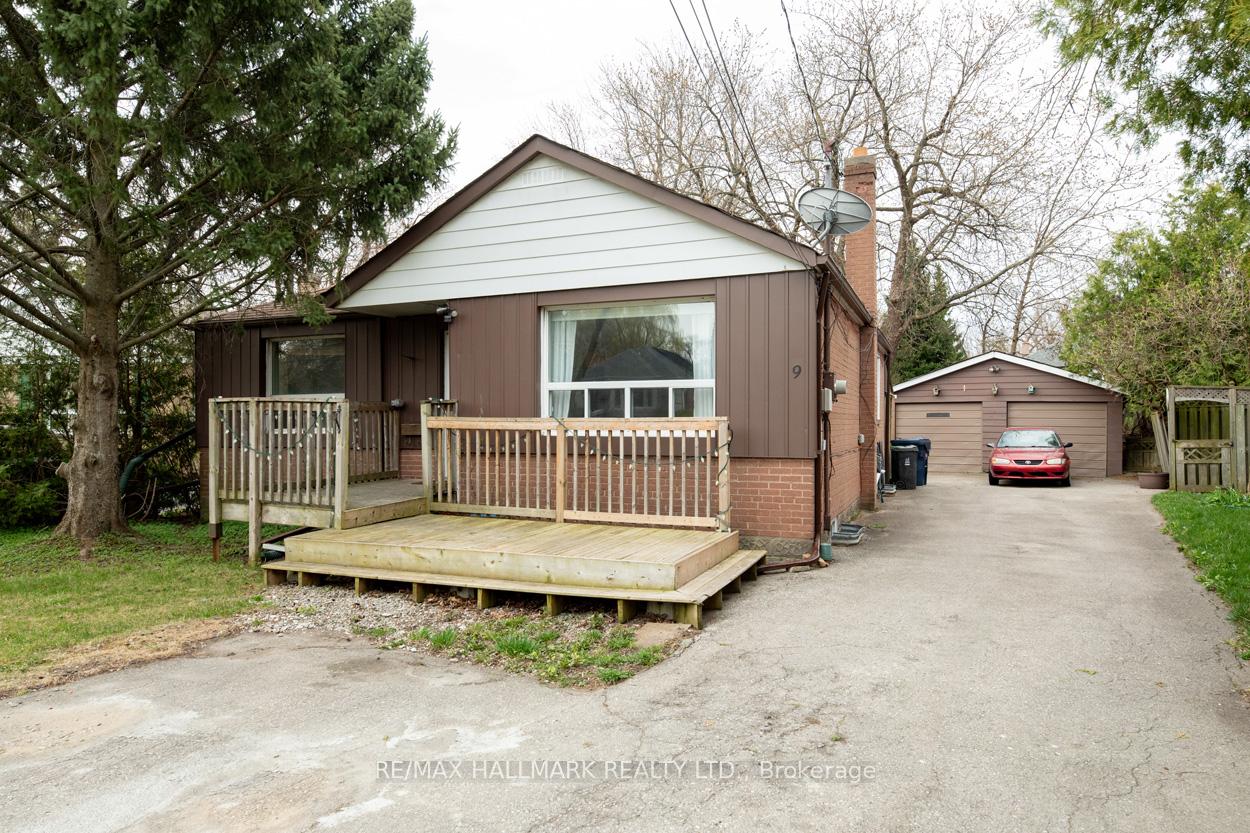 Front of 9 Latham Avenue