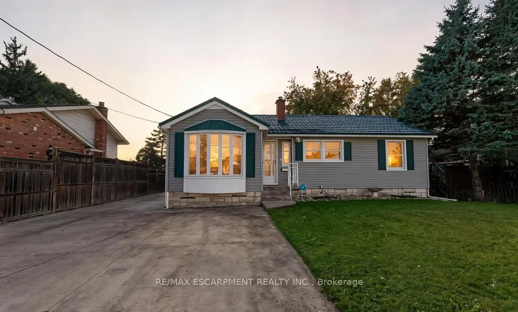 Photo 1 of 24 Hilda Street, Welland, N. Welland — HOMEH
