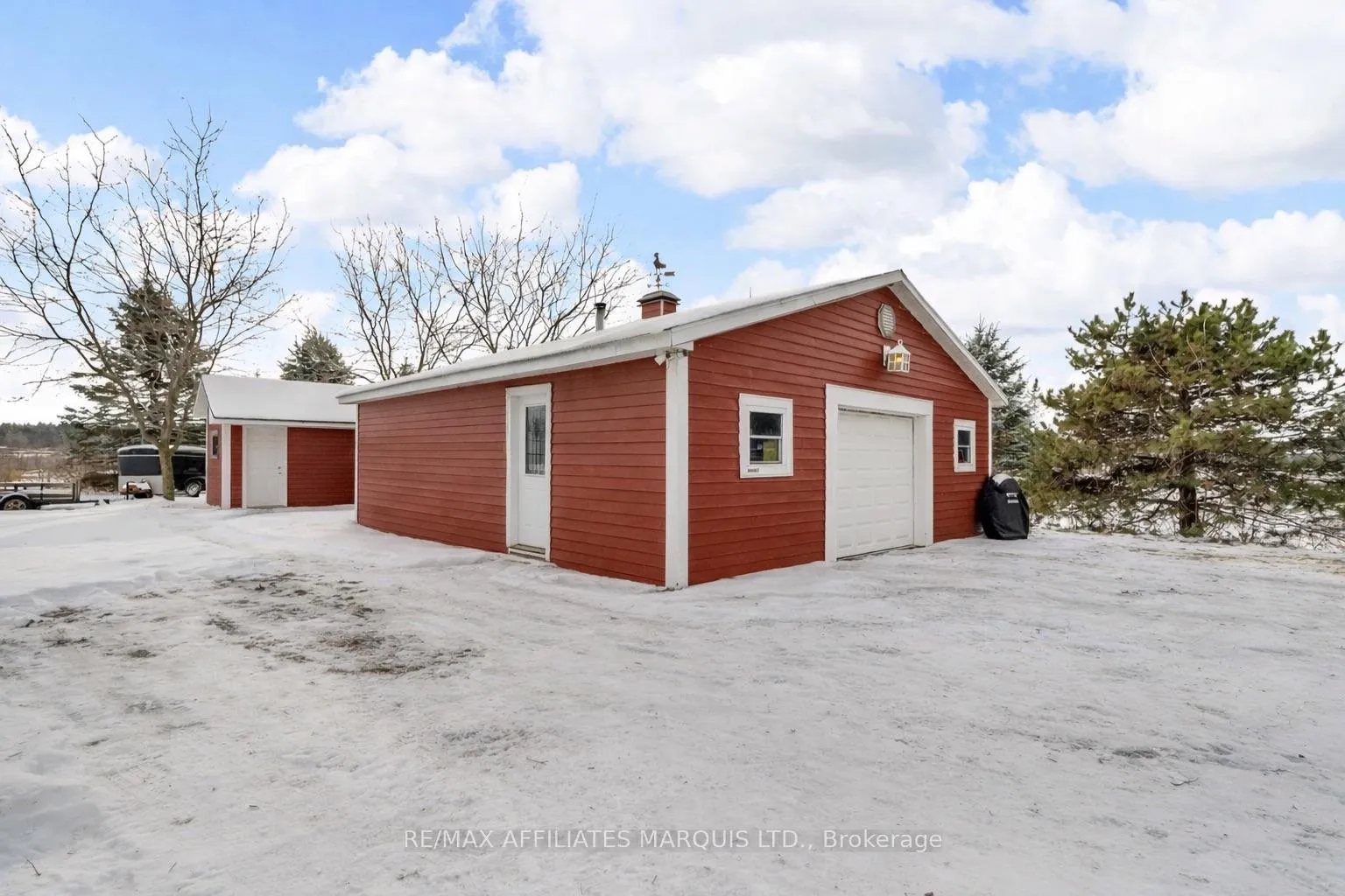 Photo 2 of 1590 Cornwall Road, Cornwall — HOMEH