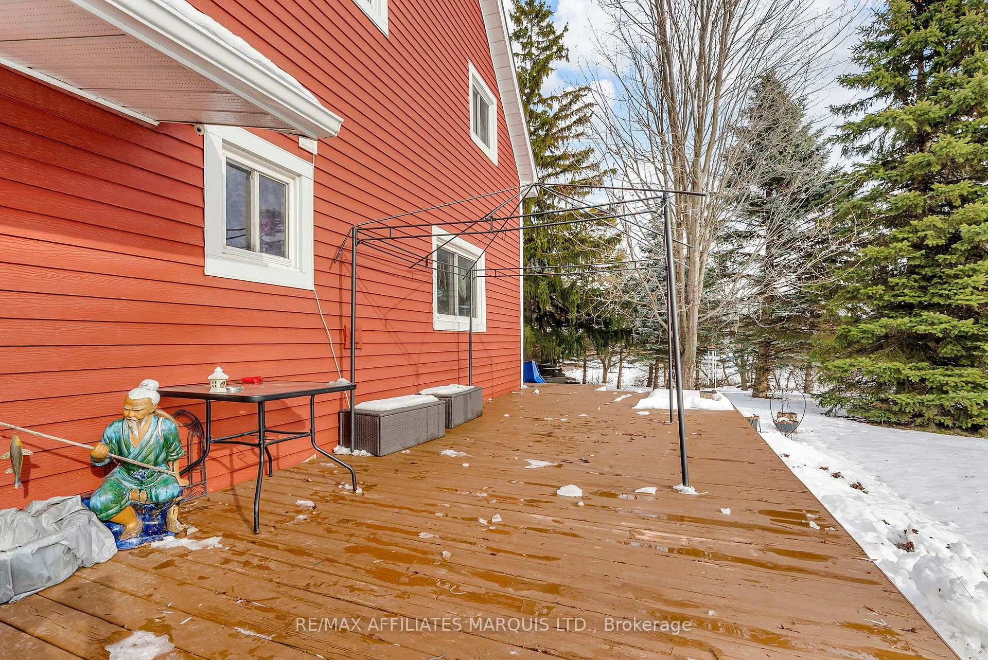 Photo 25 of 1590 Cornwall Road, Cornwall — HOMEH