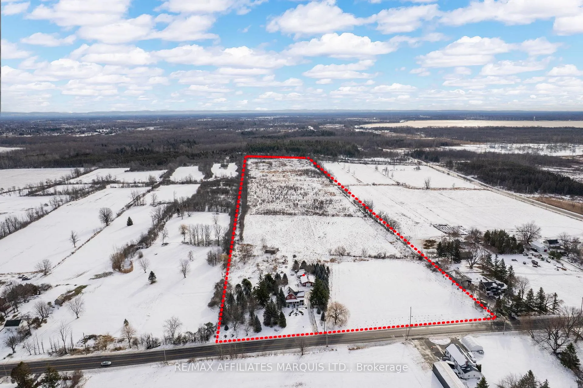 Photo 34 of 1590 Cornwall Road, Cornwall — HOMEH