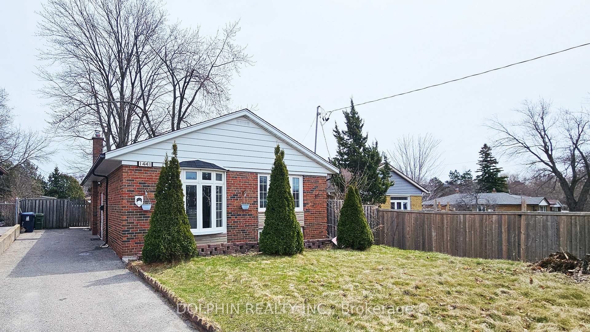 Photo 2 of 1441 Danforth Road, Scarborough, Bendale — HOMEH