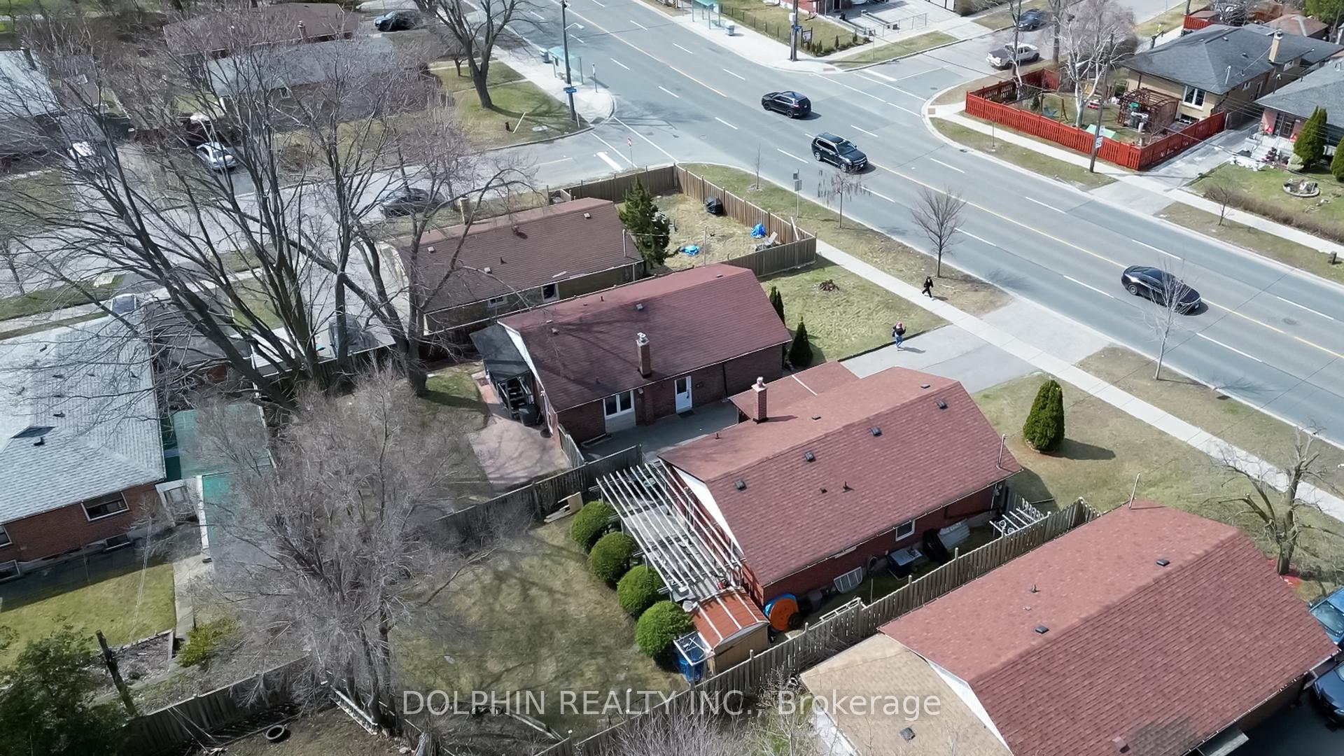 Photo 3 of 1441 Danforth Road, Scarborough, Bendale — HOMEH