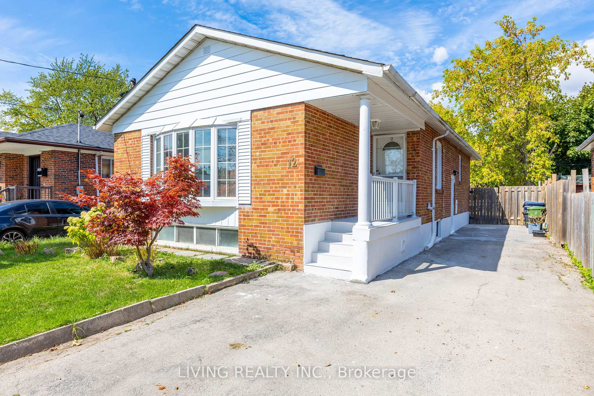 Photo 4 of 12 Kells Avenue, Scarborough, Bendale — HOMEH