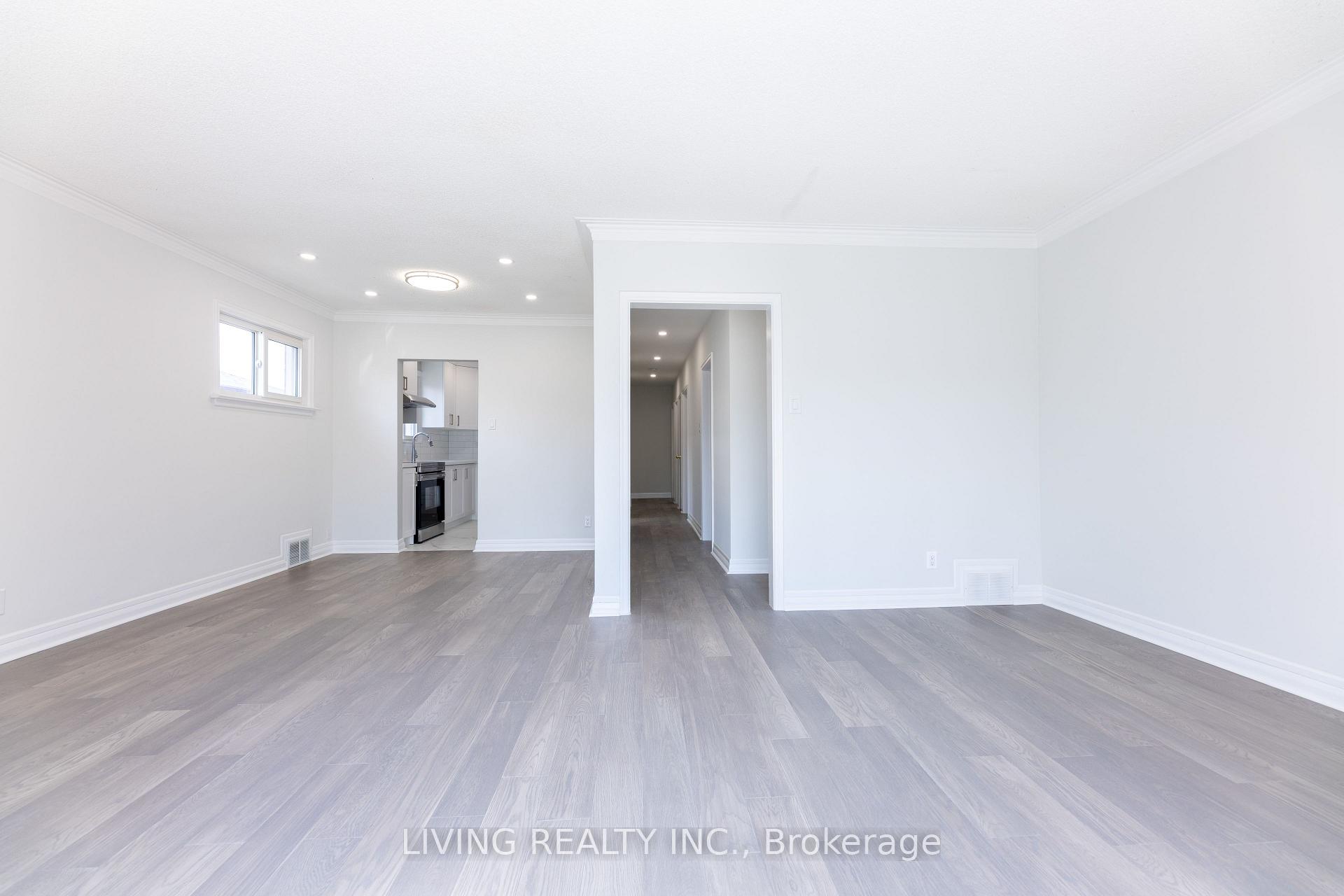 Photo 12 of 12 Kells Avenue, Scarborough, Bendale — HOMEH