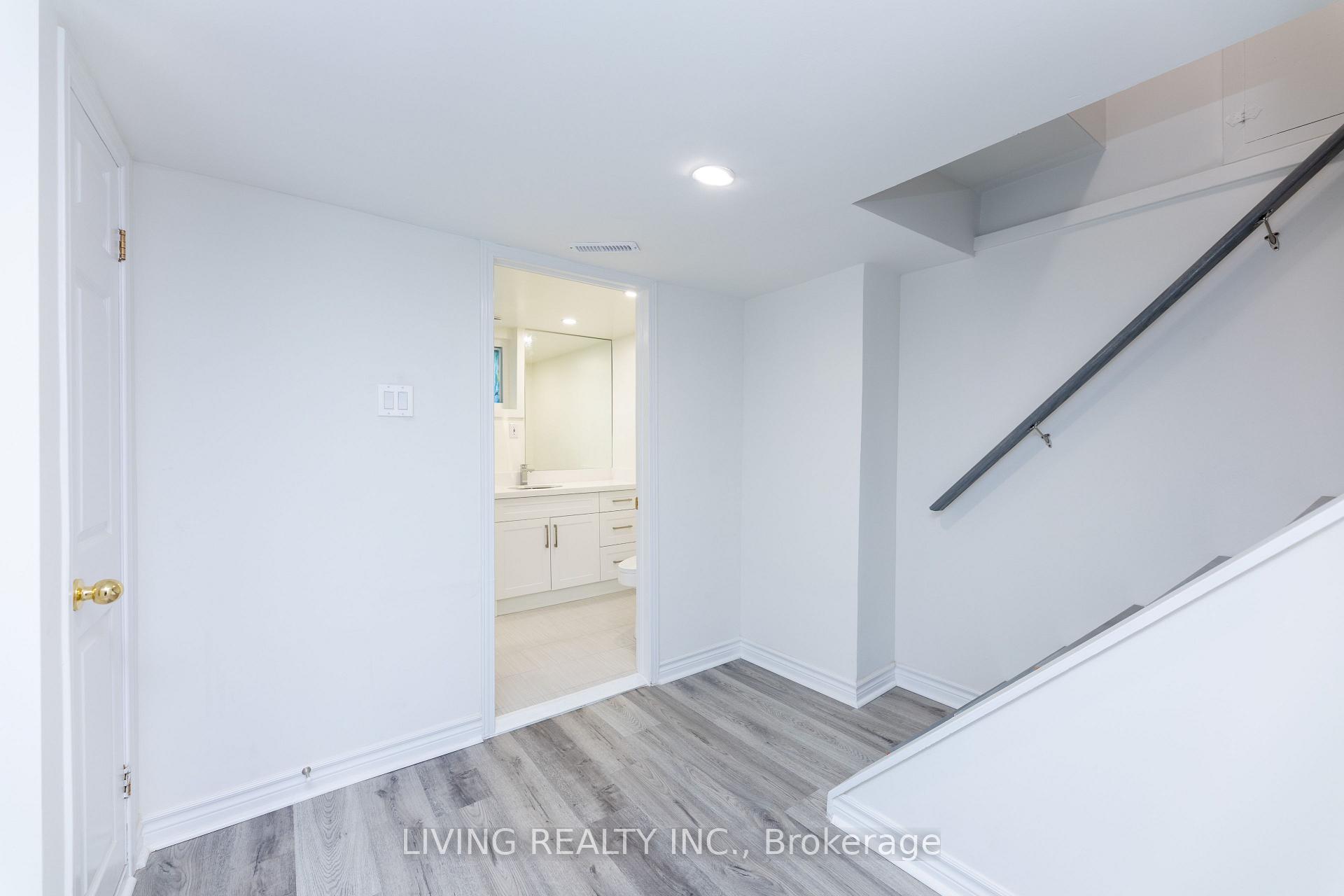 Photo 27 of 12 Kells Avenue, Scarborough, Bendale — HOMEH
