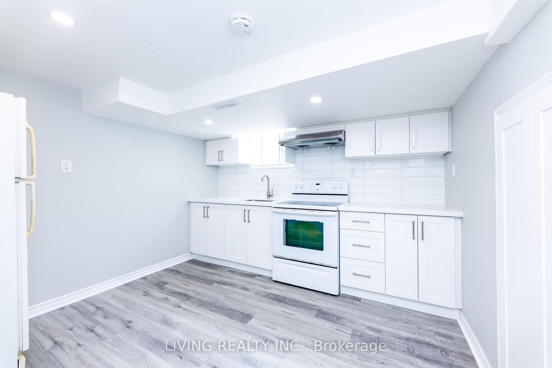 Photo 37 of 12 Kells Avenue, Scarborough, Bendale — HOMEH